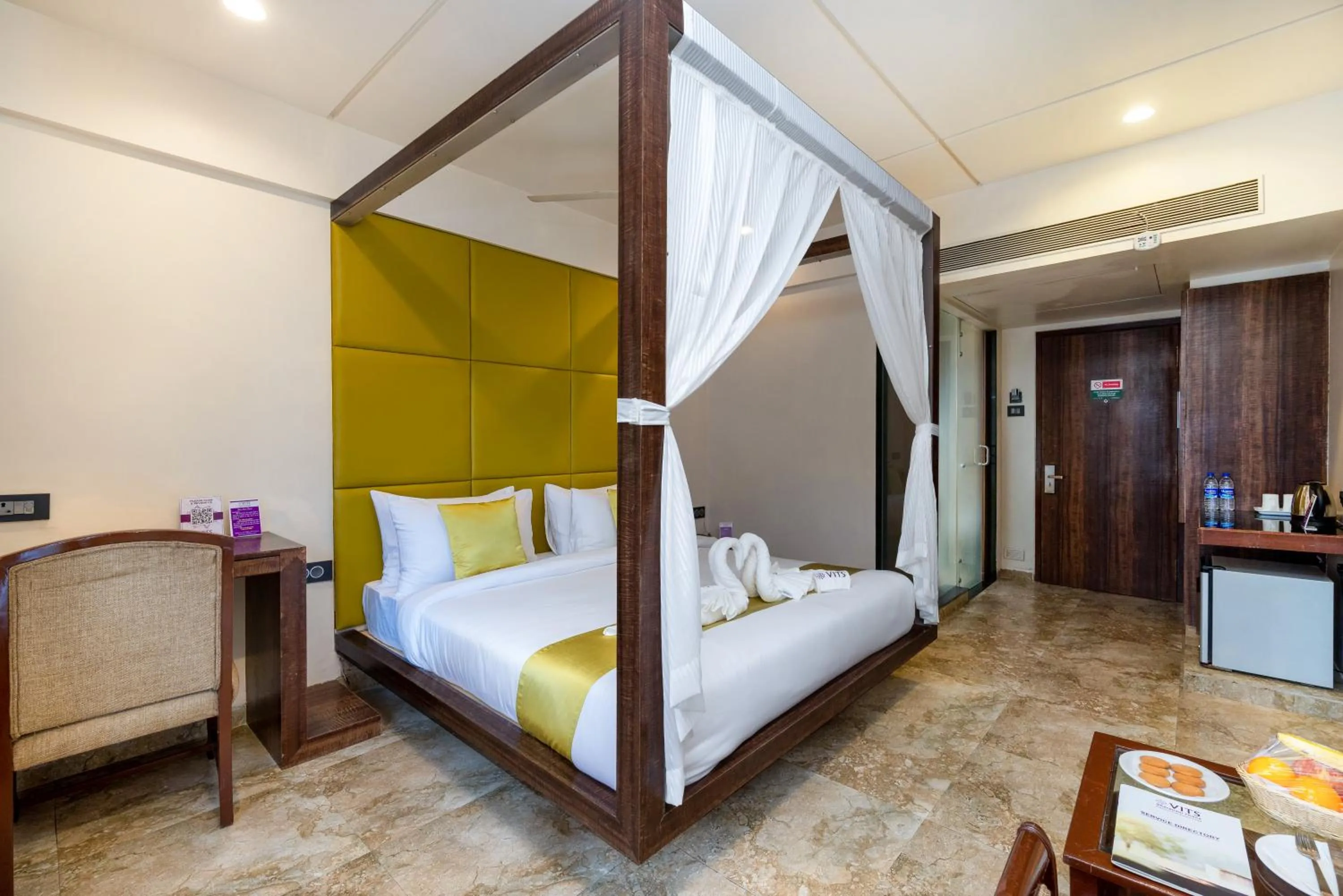 Bedroom, Bed in VITS Sharanam, Thane