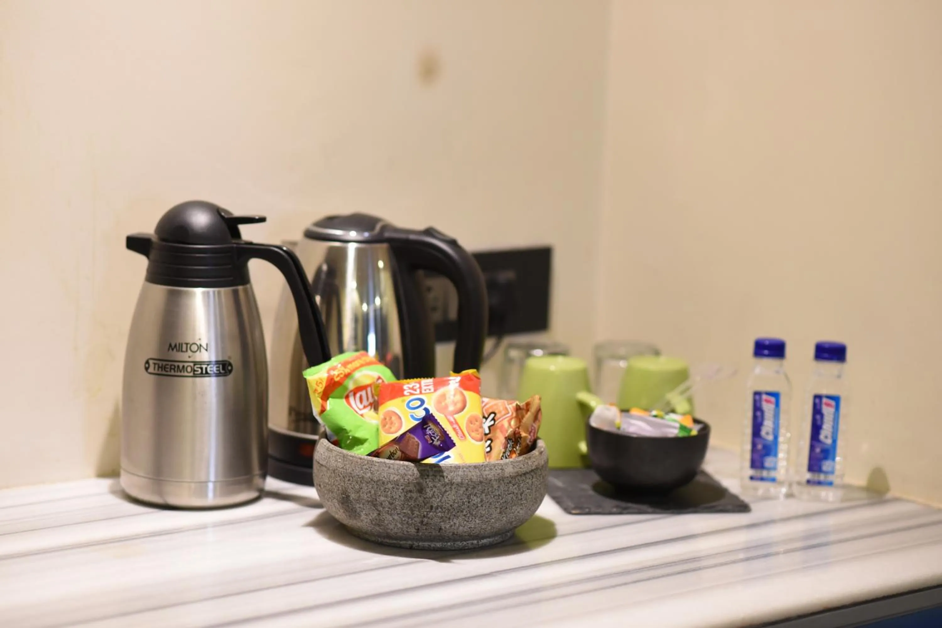 Coffee/tea facilities in VITS Sharanam, Thane