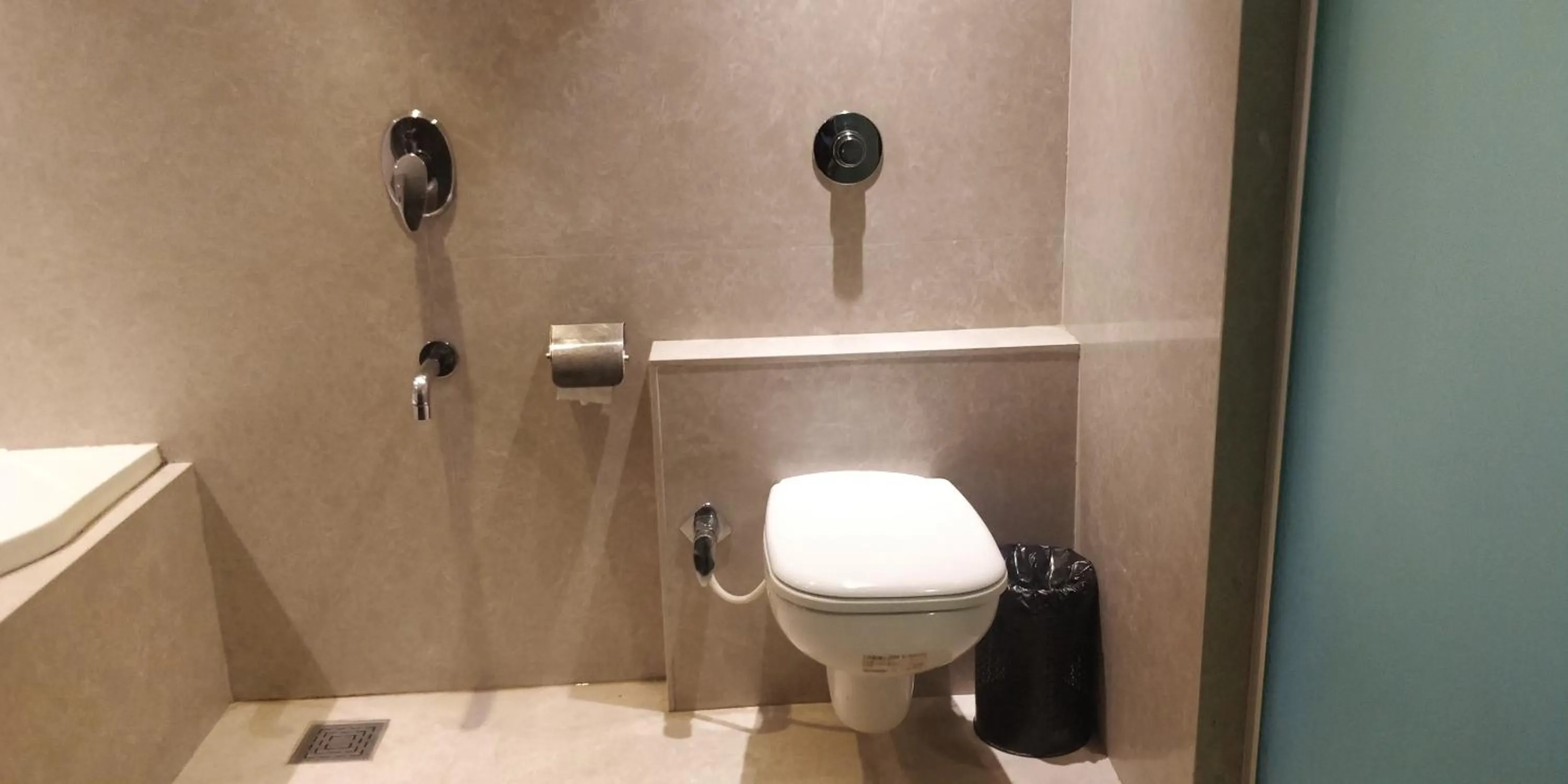 Toilet in VITS Sharanam, Thane