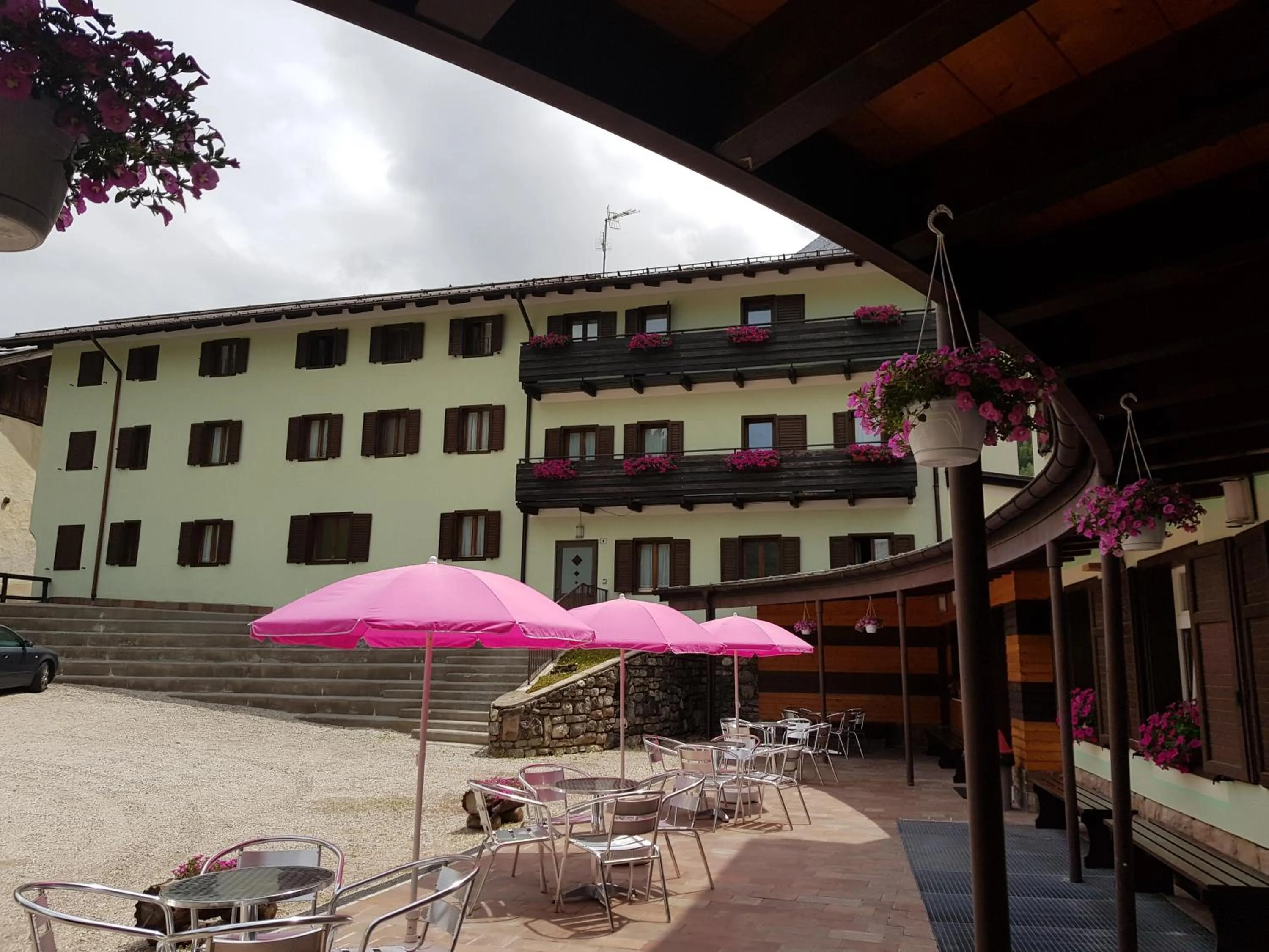 Property building in Santa Maria ad Nives