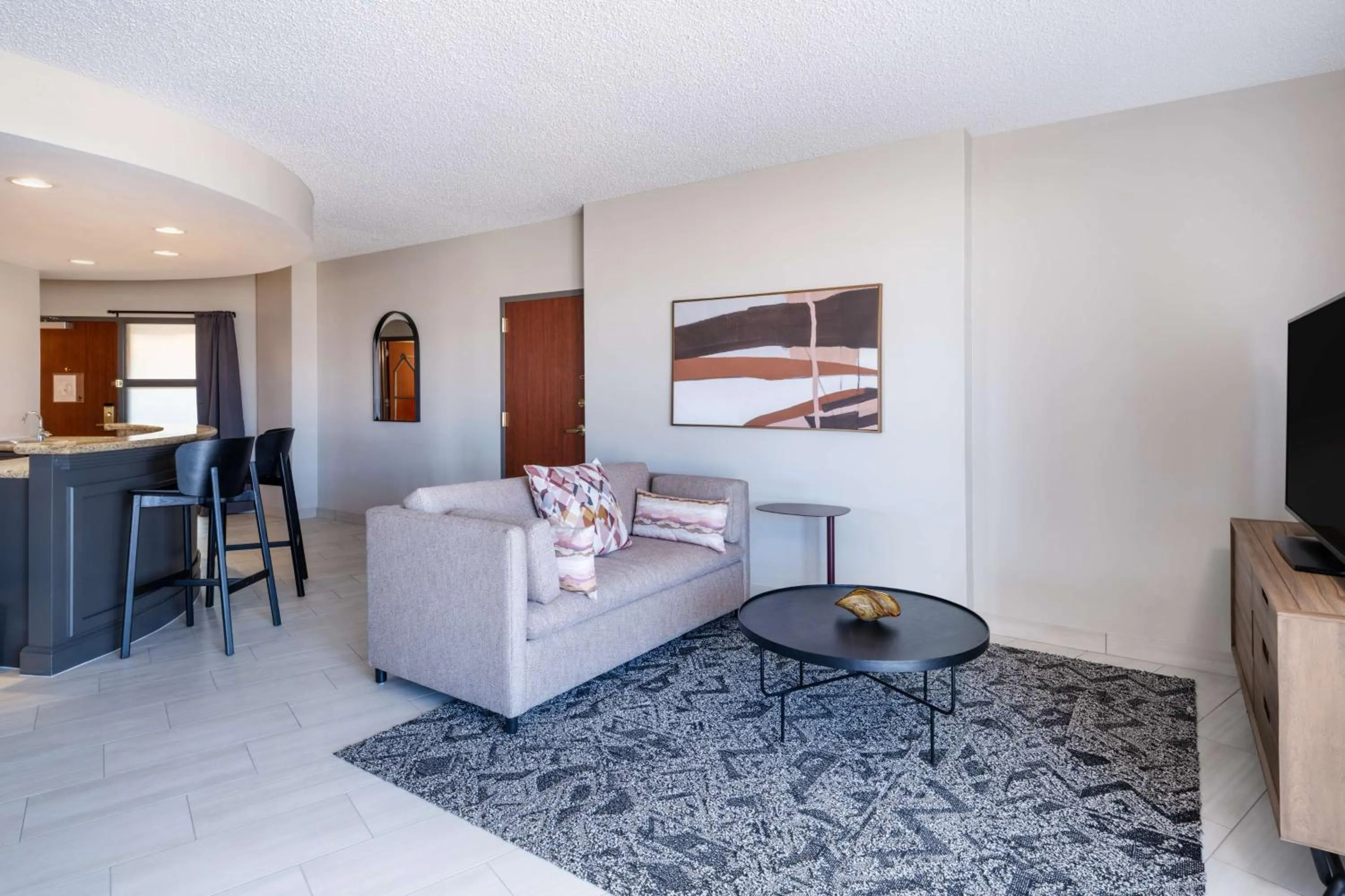 Bedroom in Embassy Suites by Hilton Albuquerque