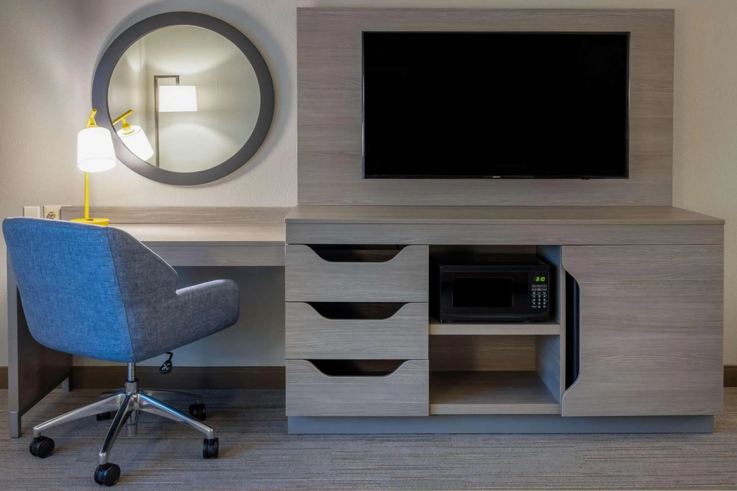 Bedroom in Hampton Inn Harriman Woodbury