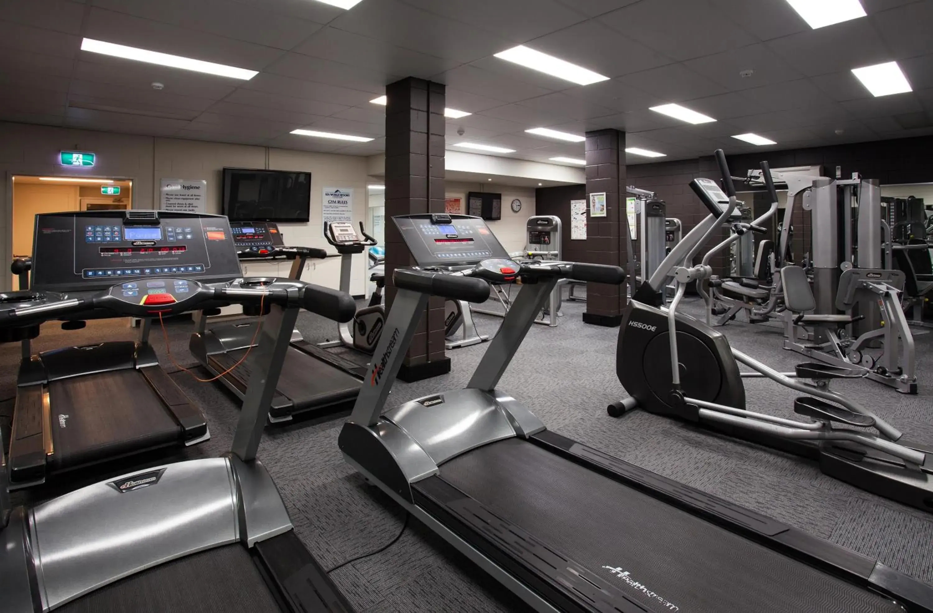 Fitness centre/facilities in Sea World Resort Fitness centre/facilities in Sea World Resort