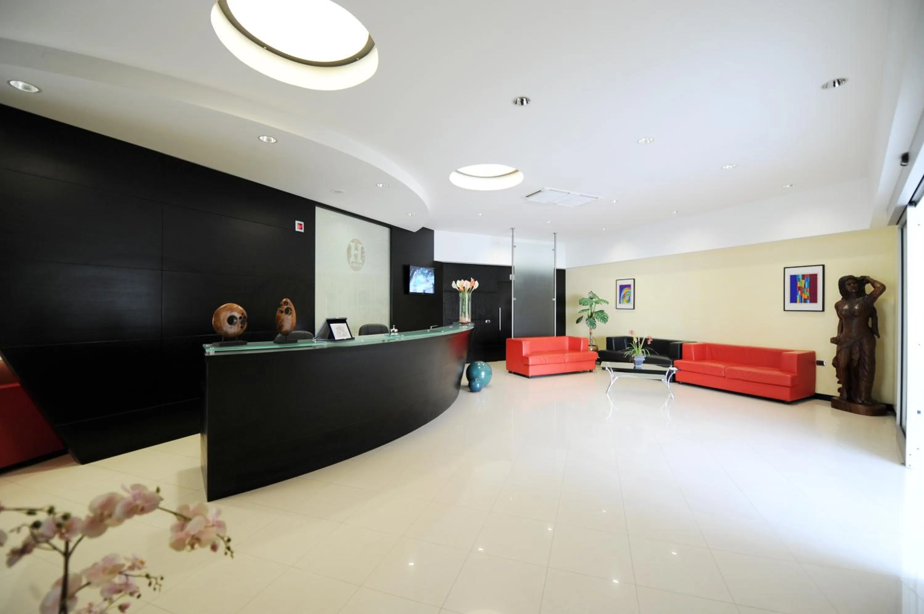 Lobby or reception in Santa Lucia Hotel