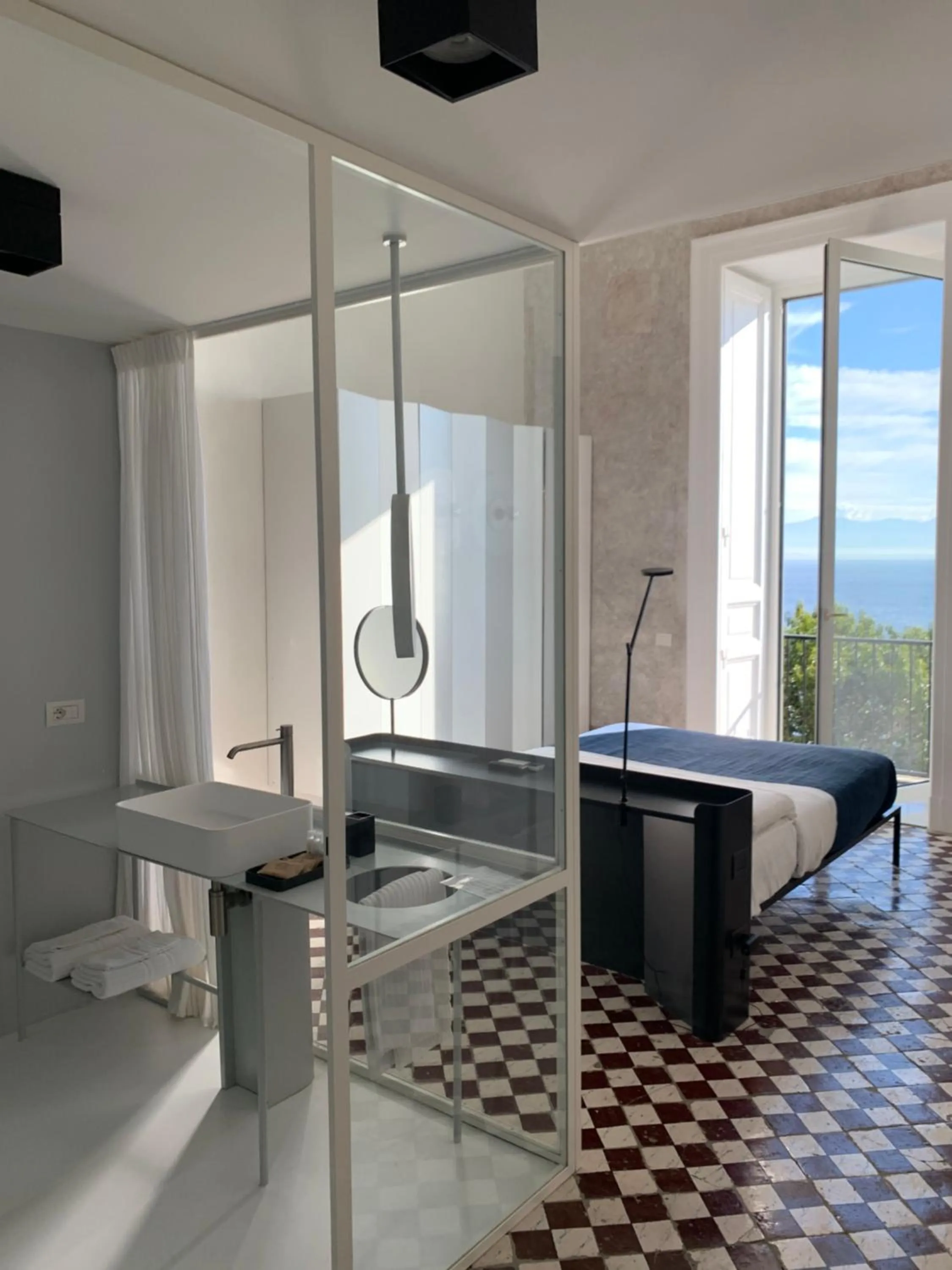 Bedroom in PrimoPianoPosillipo