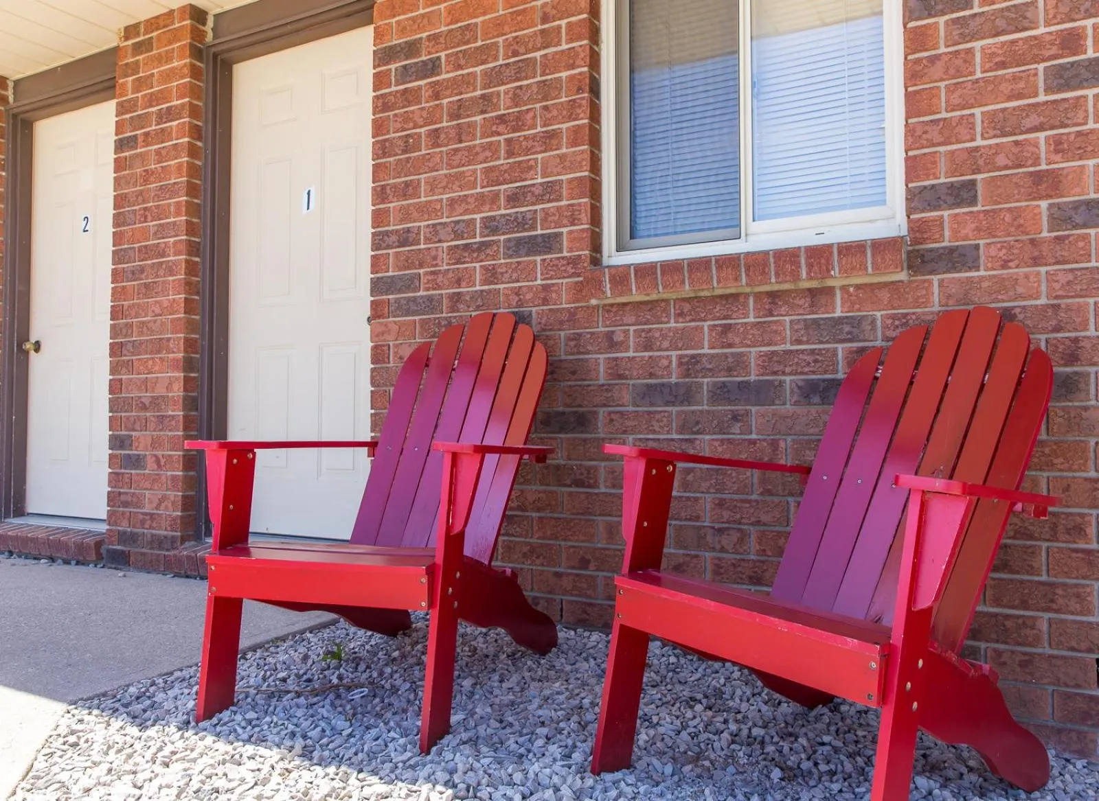 Property building in Bear Tracks Inn