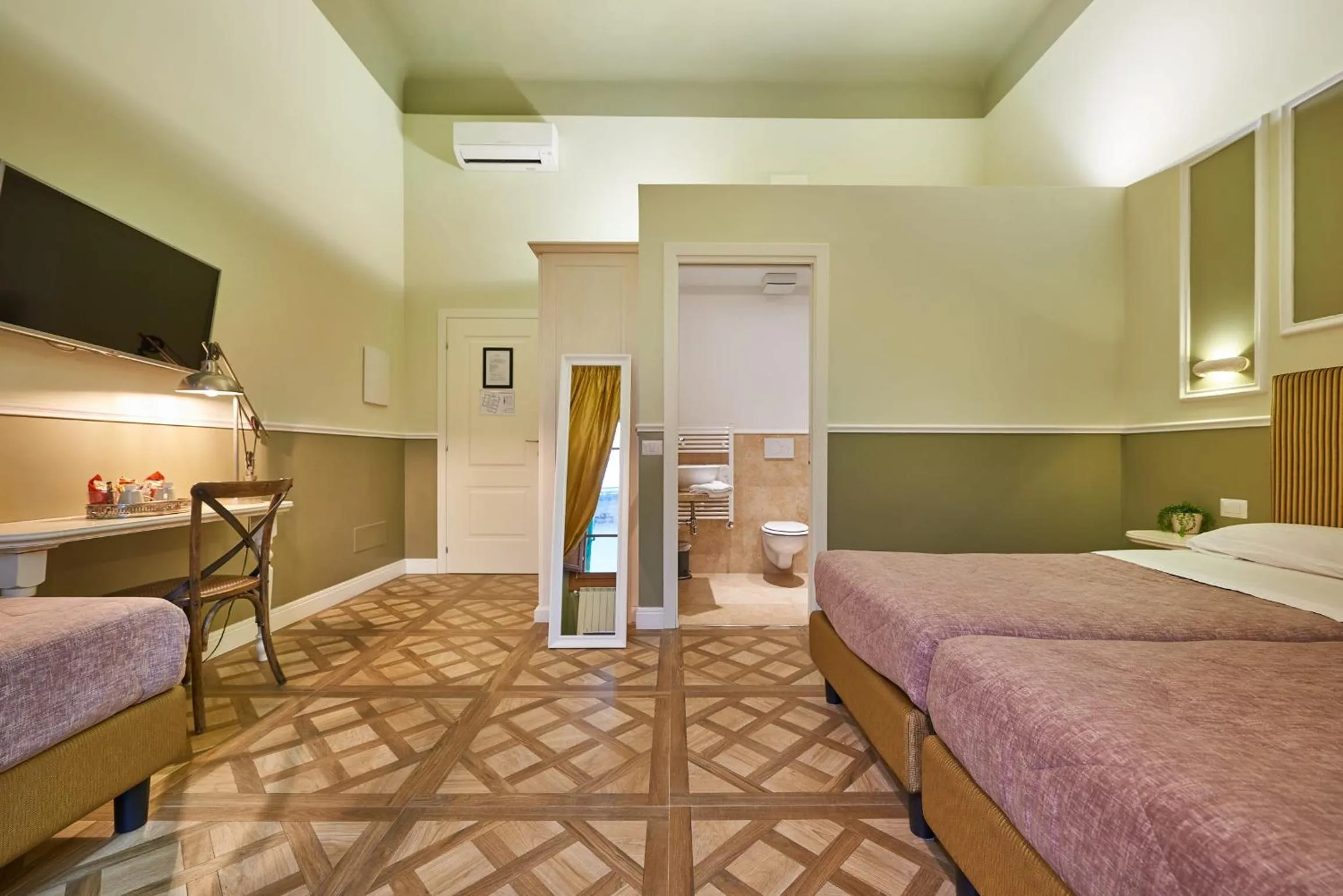 Bedroom, Bed in B&B Le Stanze del Duomo