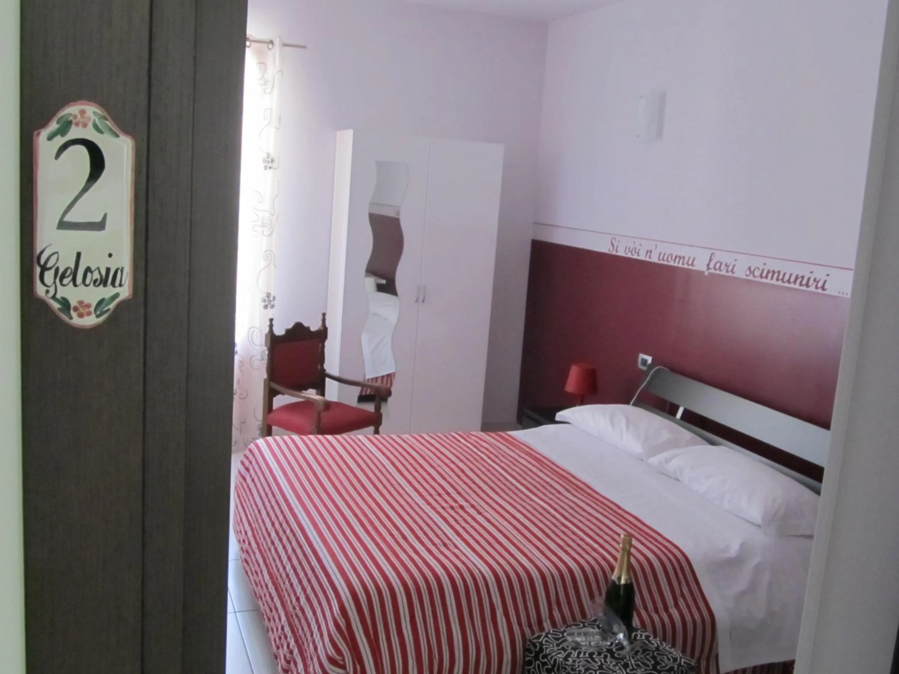 Photo of the whole room in B&B Persi Nel Sud, Pozzallo