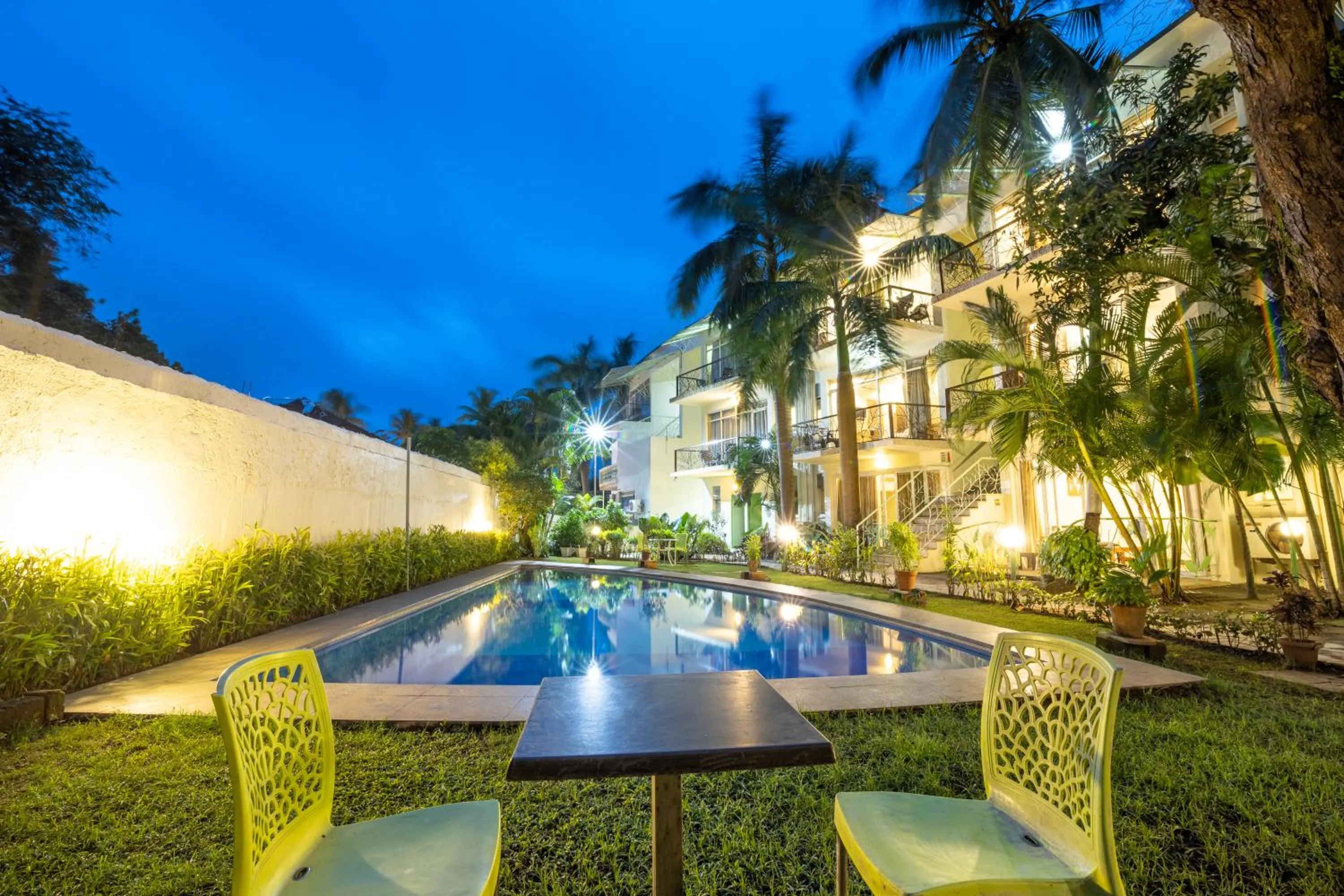 Swimming pool in Sharanam Green Resort