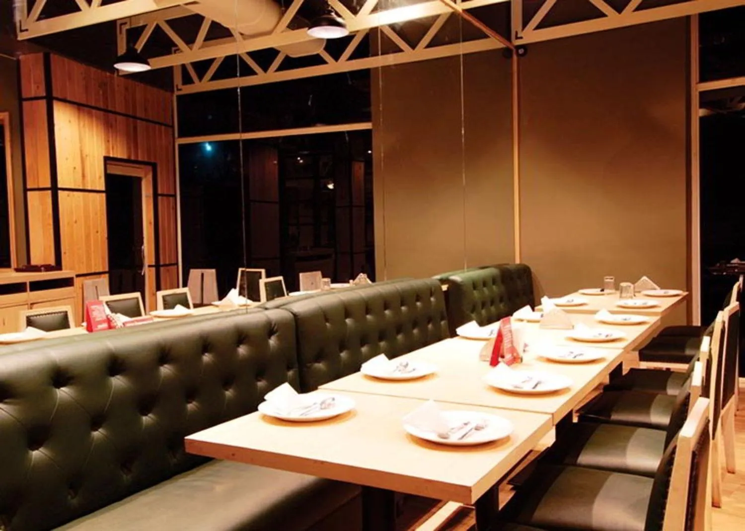 Restaurant/places to eat in Sharanam Green Resort