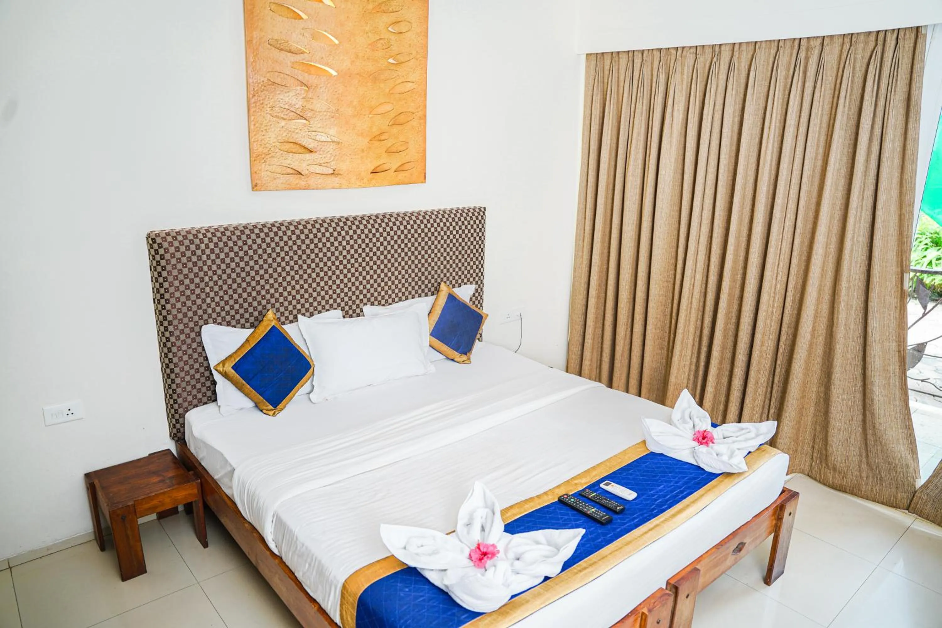 Bed in Sharanam Green Resort