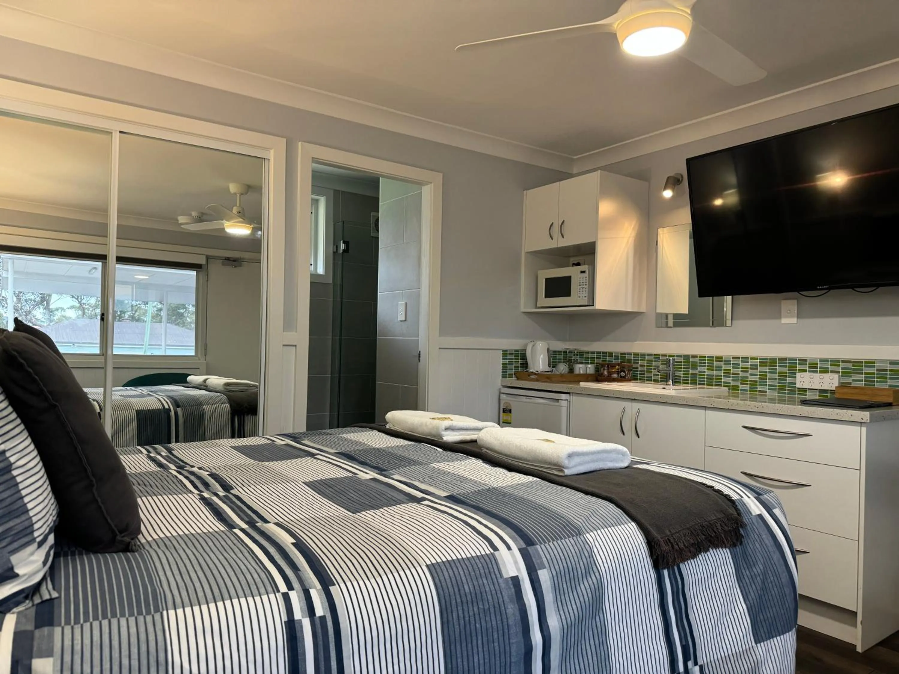 Bed in Ulladulla Motel