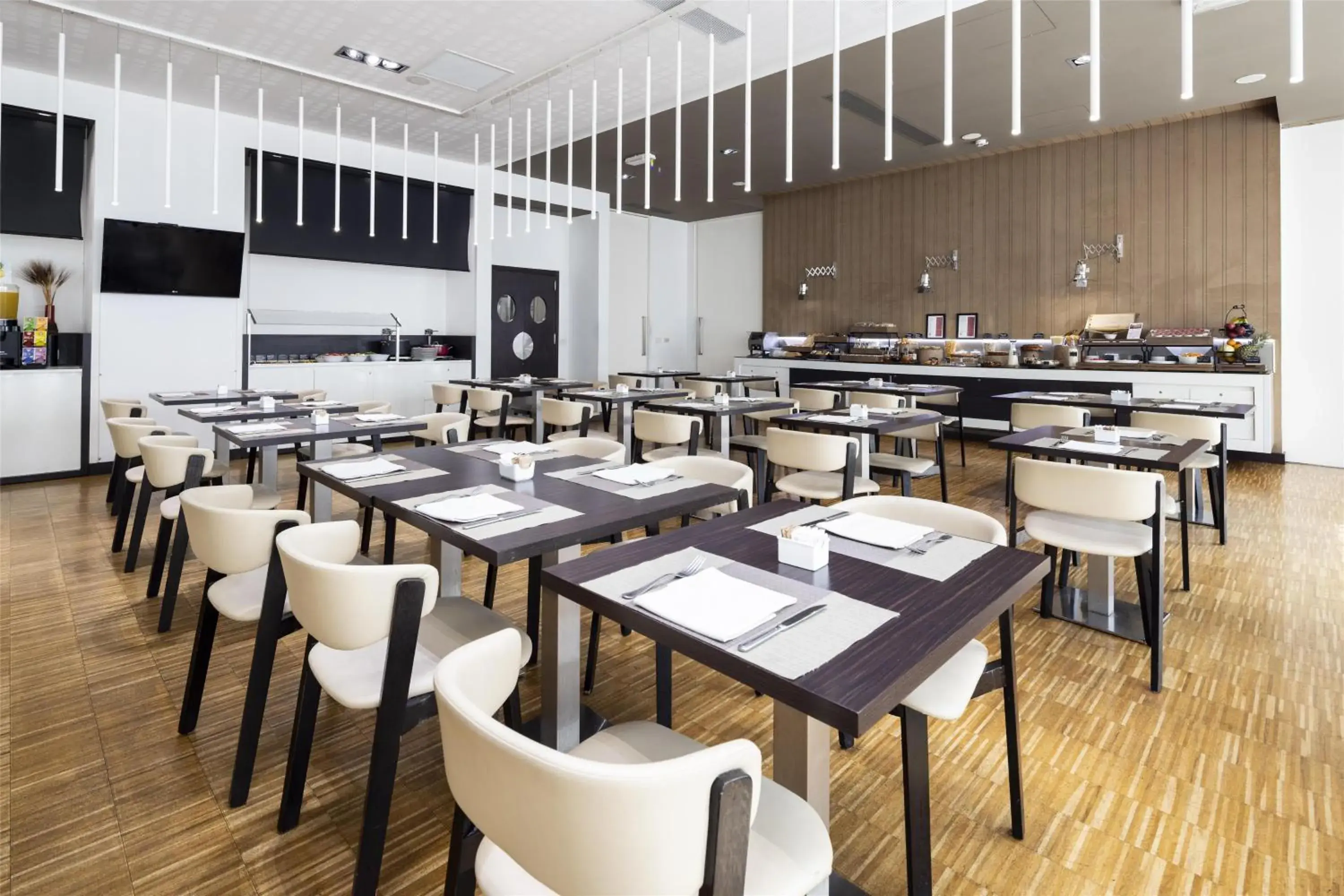 Restaurant/places to eat in Best Western Premier CHC Airport Restaurant/places to eat in Best Western Premier CHC Airport