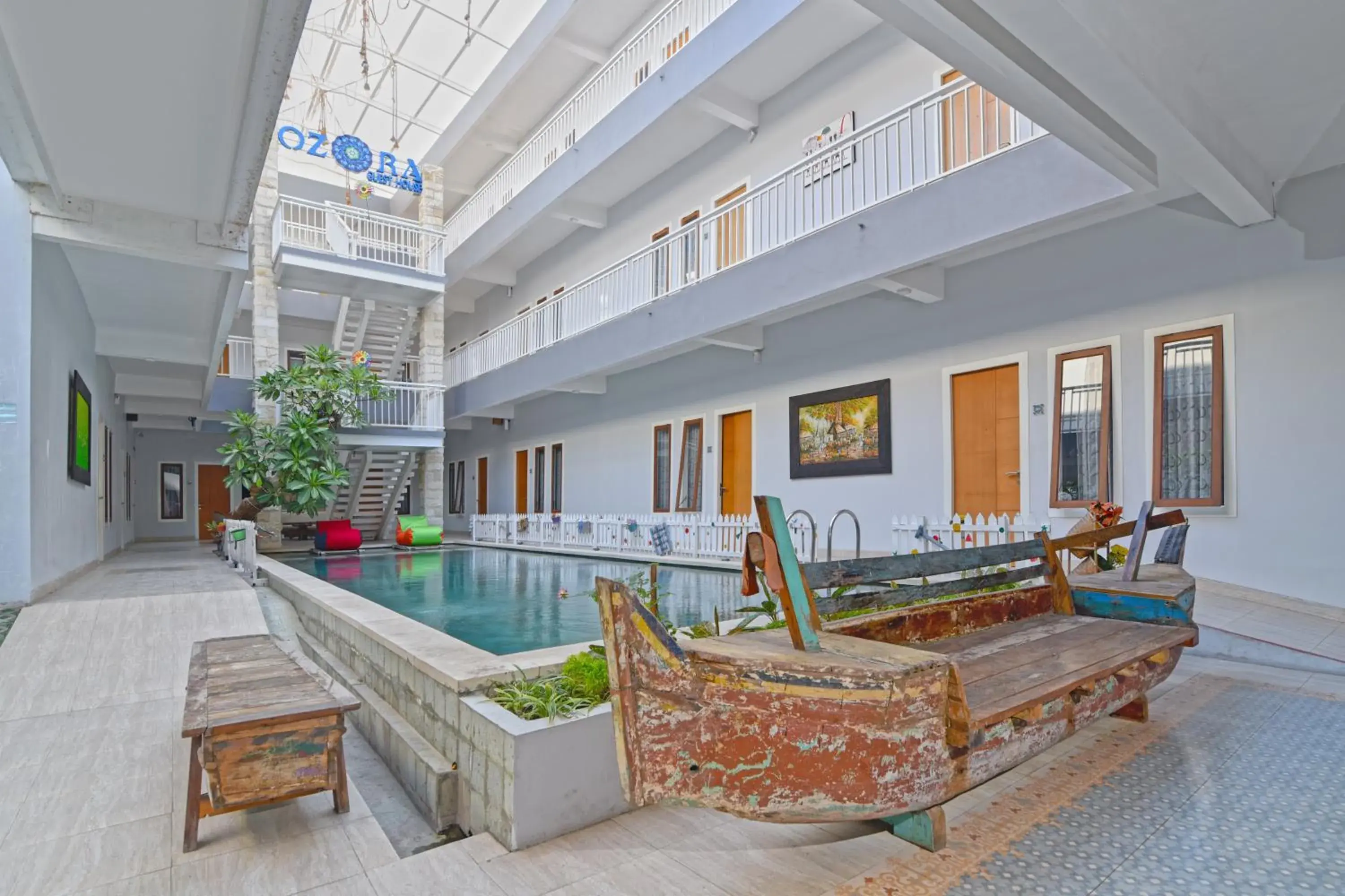 RedDoorz Plus @ Mahendradatta Denpasar RedDoorz Plus @ Mahendradatta Denpasar