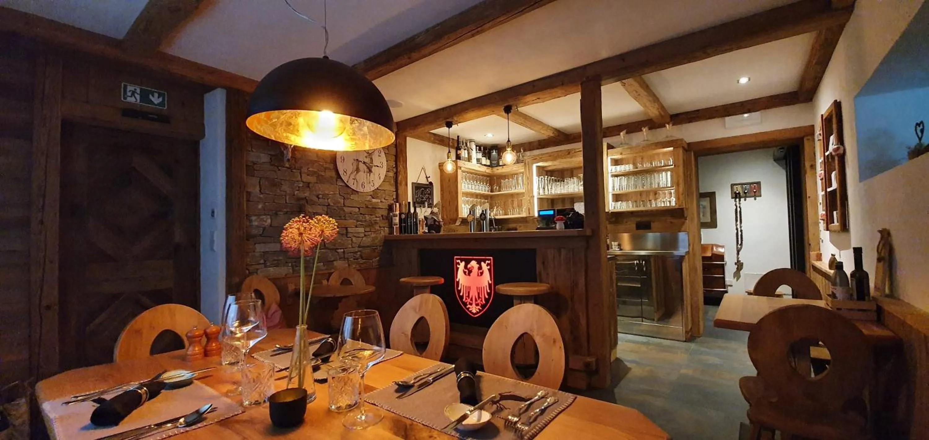 Restaurant/places to eat in Garni des Alpes