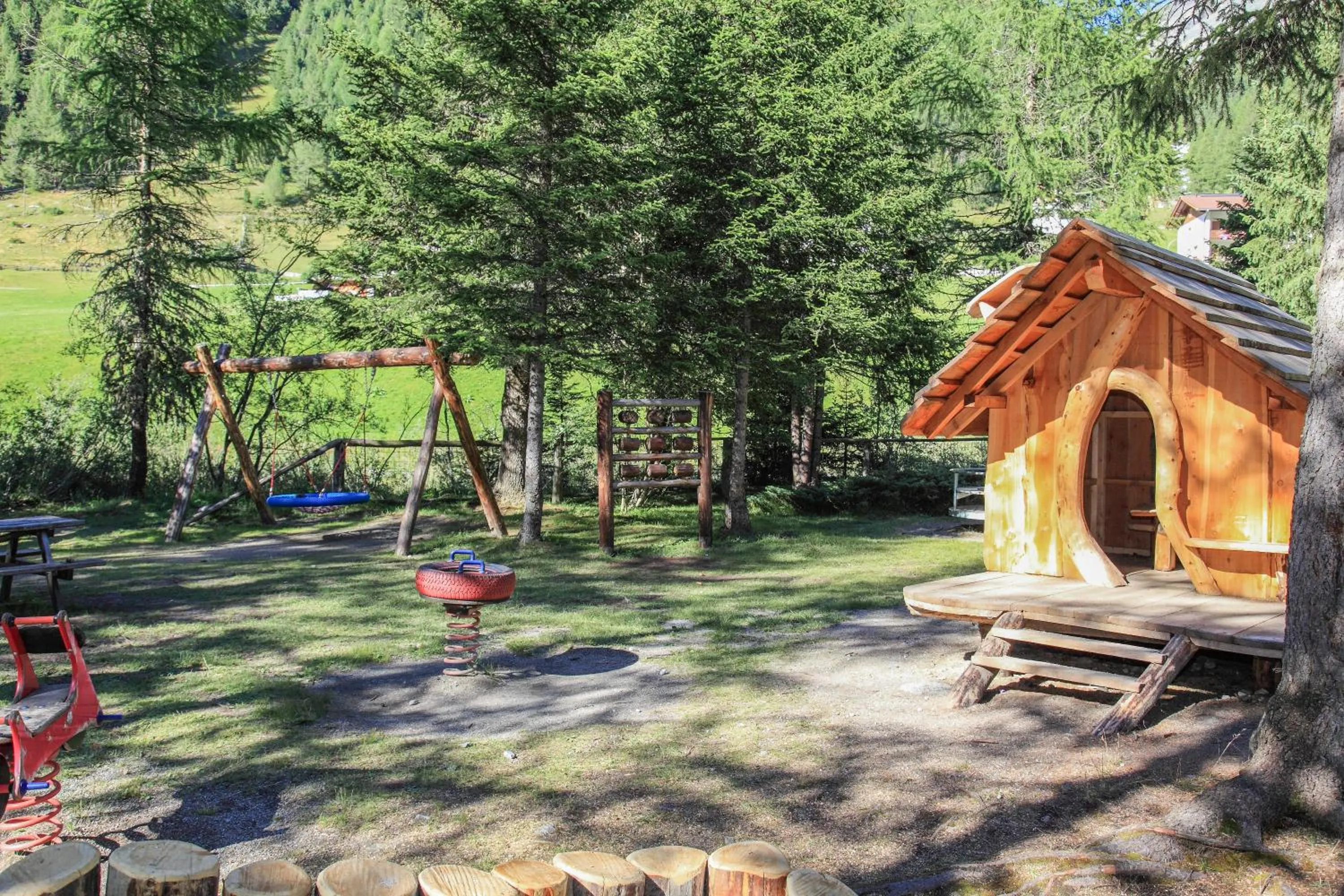 Children play ground in Garni des Alpes