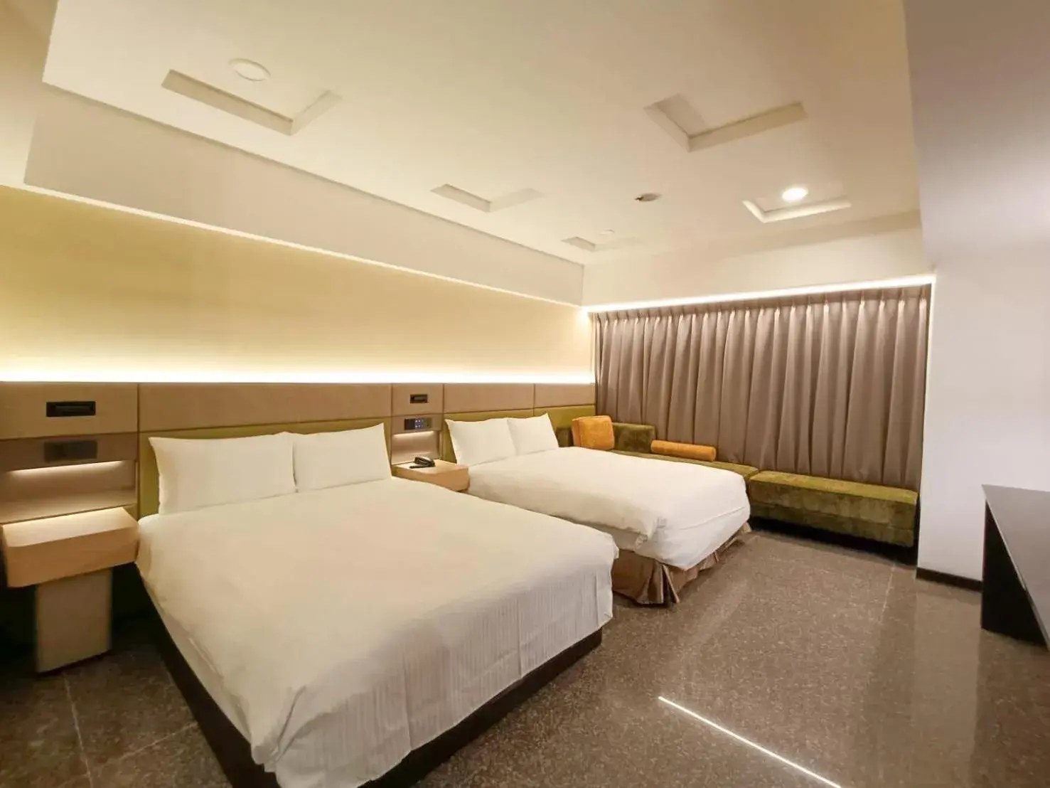 Standard Quadruple Room in 丰居一中 Via Garden Hotel Standard Quadruple Room in 丰居一中 Via Garden Hotel