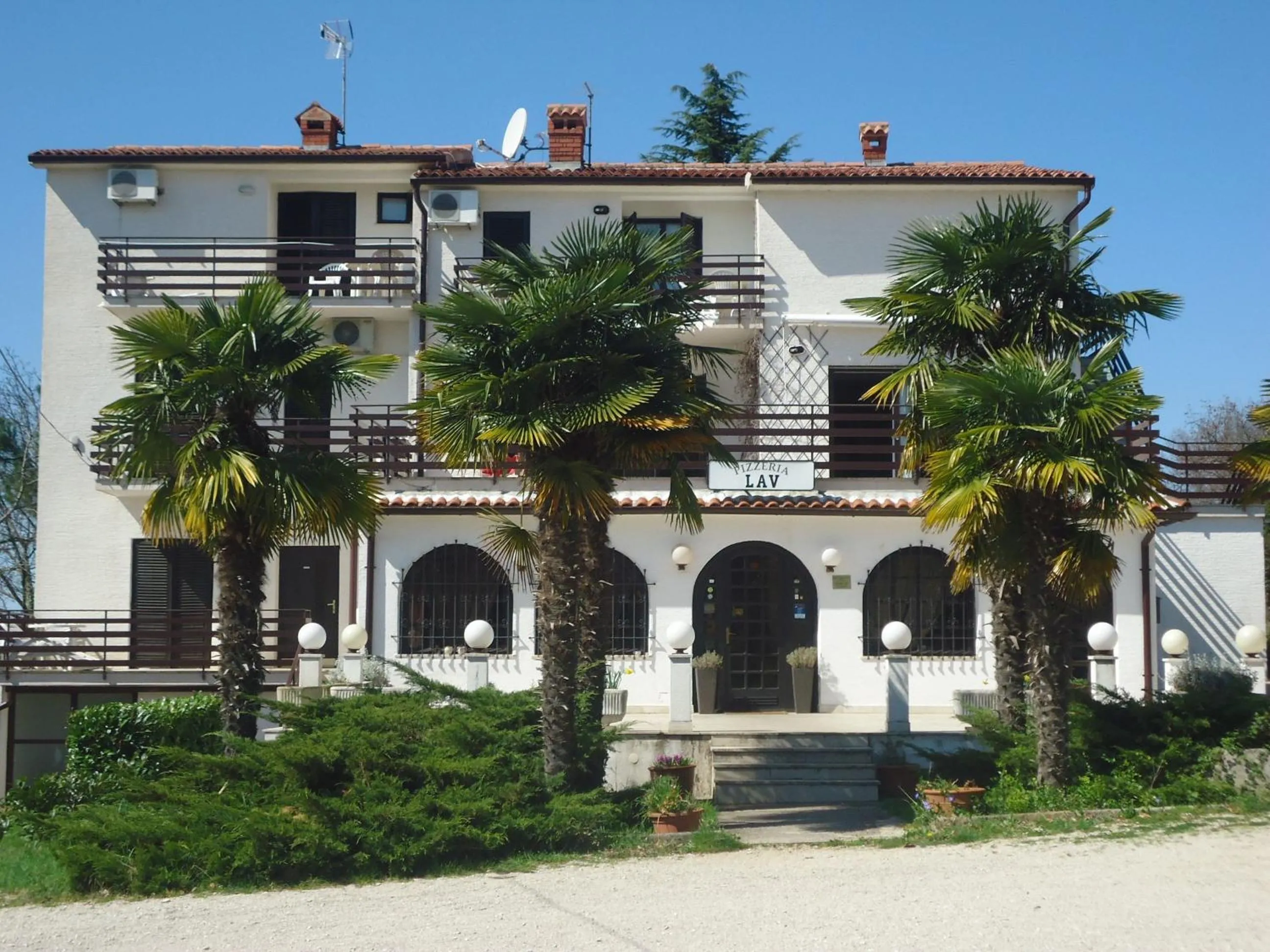 Apartments Lav