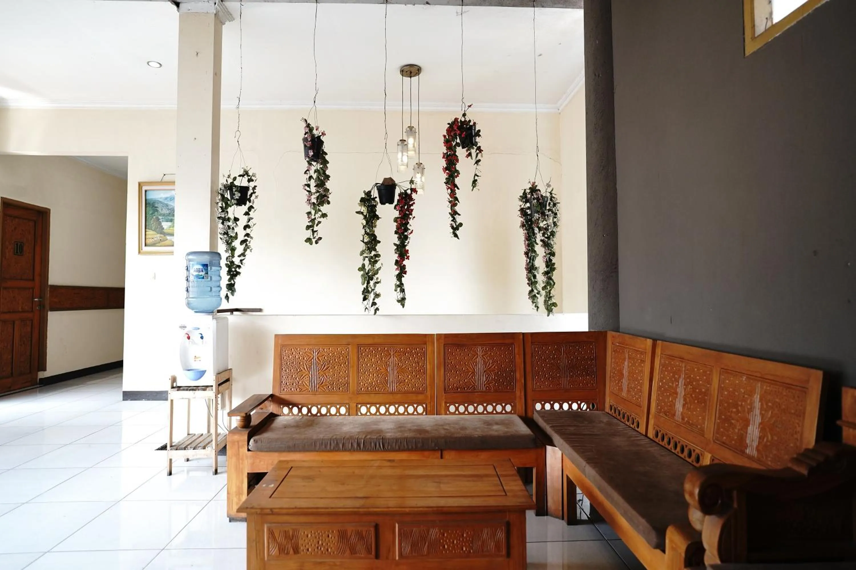Living room in Saung Balibu Hotel