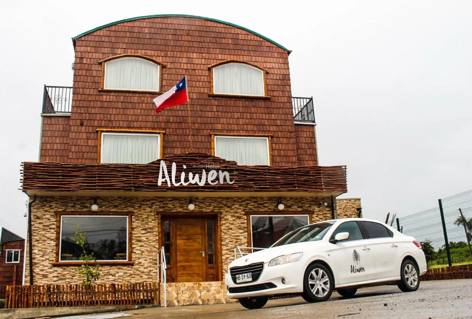 Property building in Hotel Aliwen