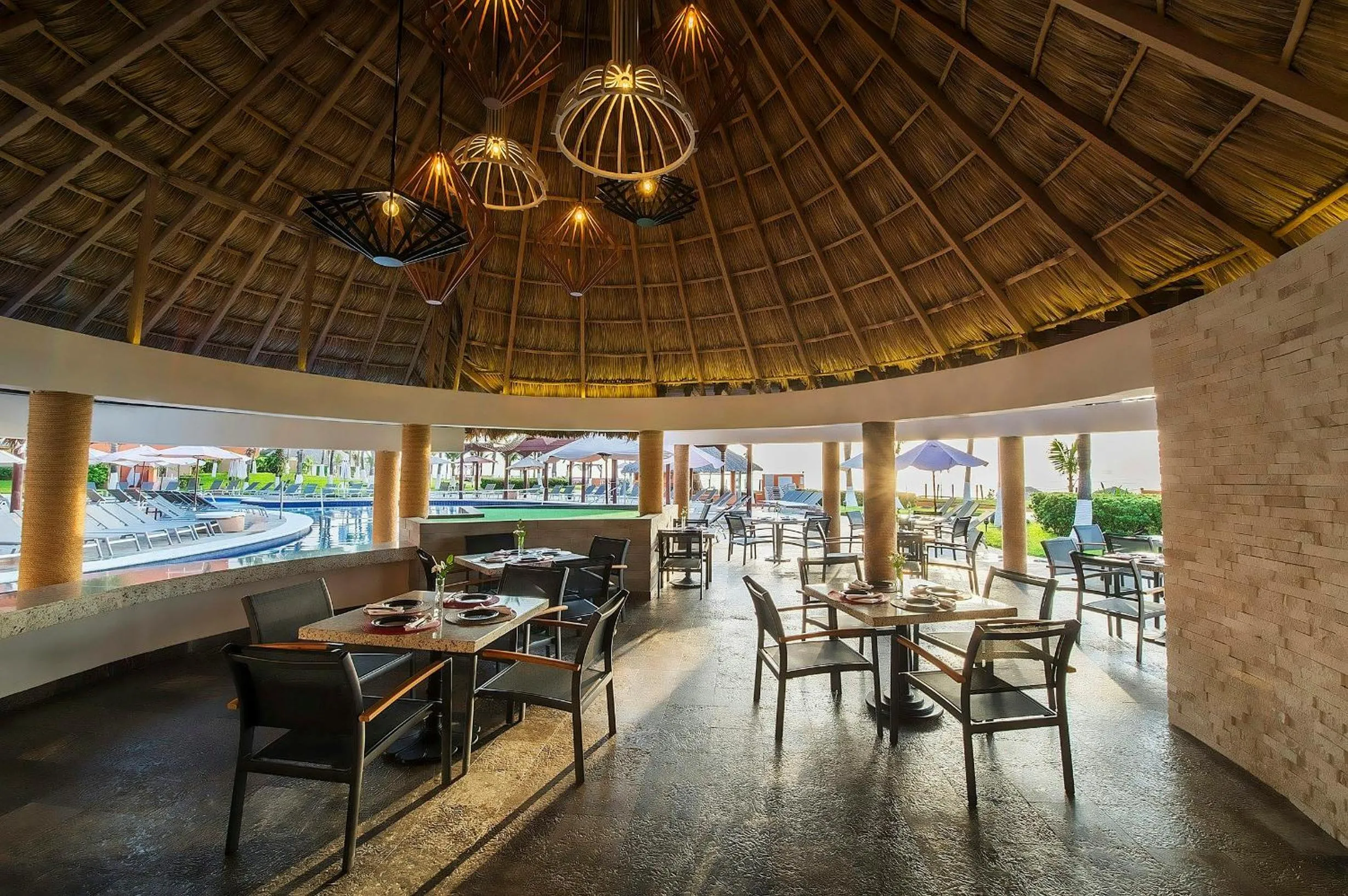 Restaurant/places to eat in Grand Fiesta Americana Veracruz