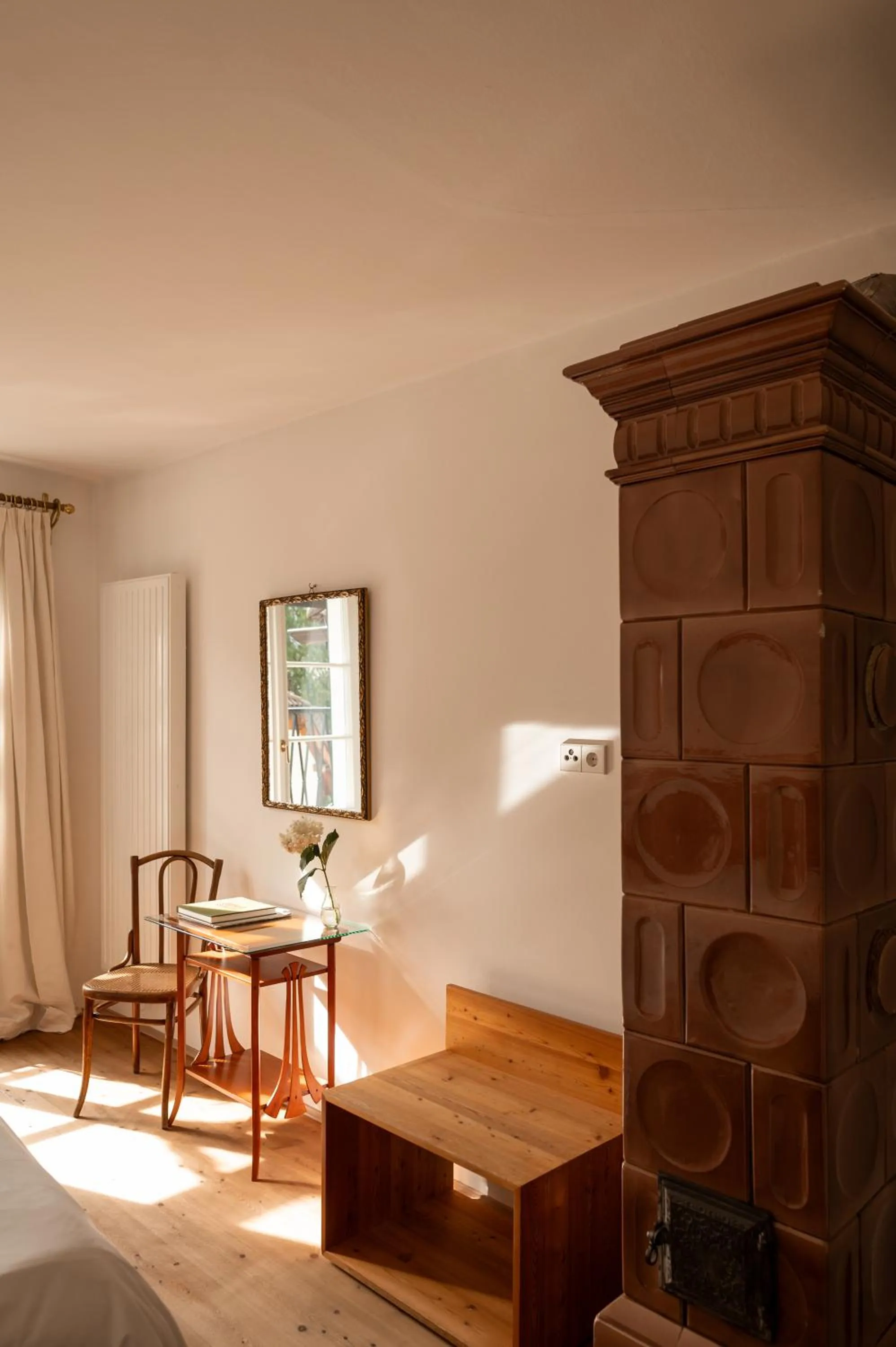 Photo of the whole room, Bed in Ottmanngut Suite and Breakfast