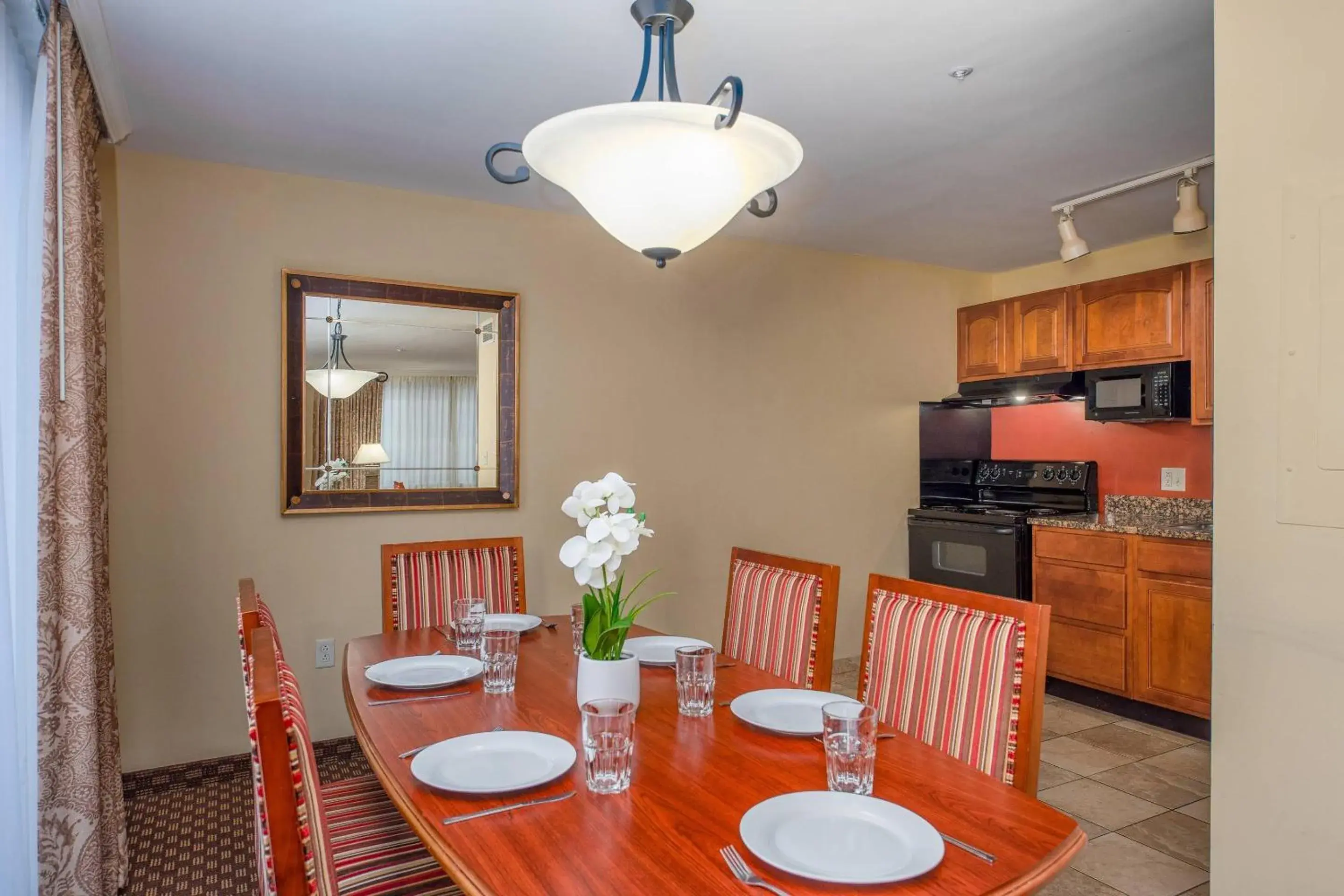 Bedroom in Clarion Collection Hotel Arlington Court Suites Bedroom in Clarion Collection Hotel Arlington Court Suites