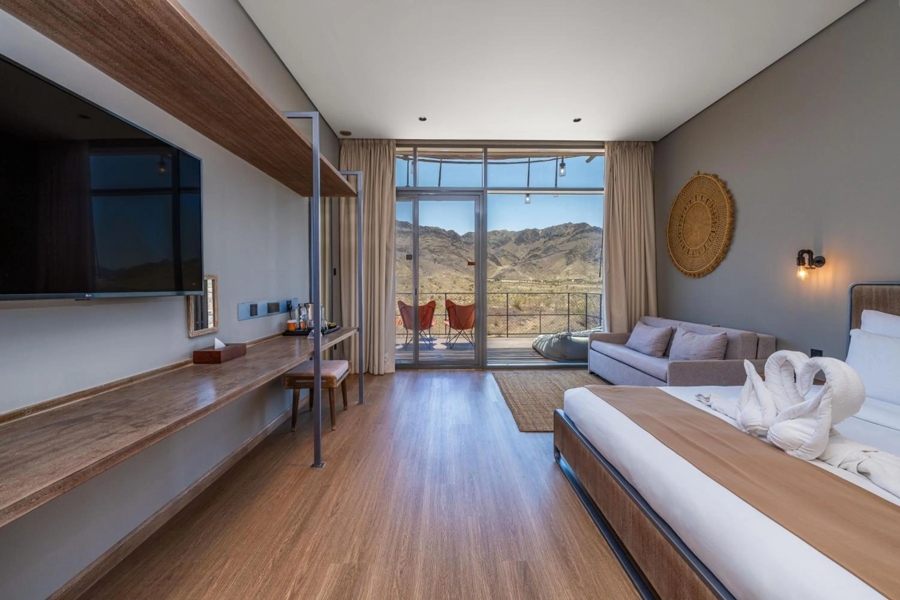 Bedroom, Bed in Hatta Resorts