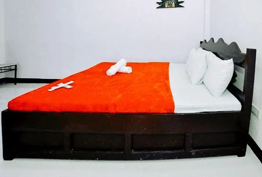 Bed in Sunrise Garden Lake Resort Bed in Sunrise Garden Lake Resort