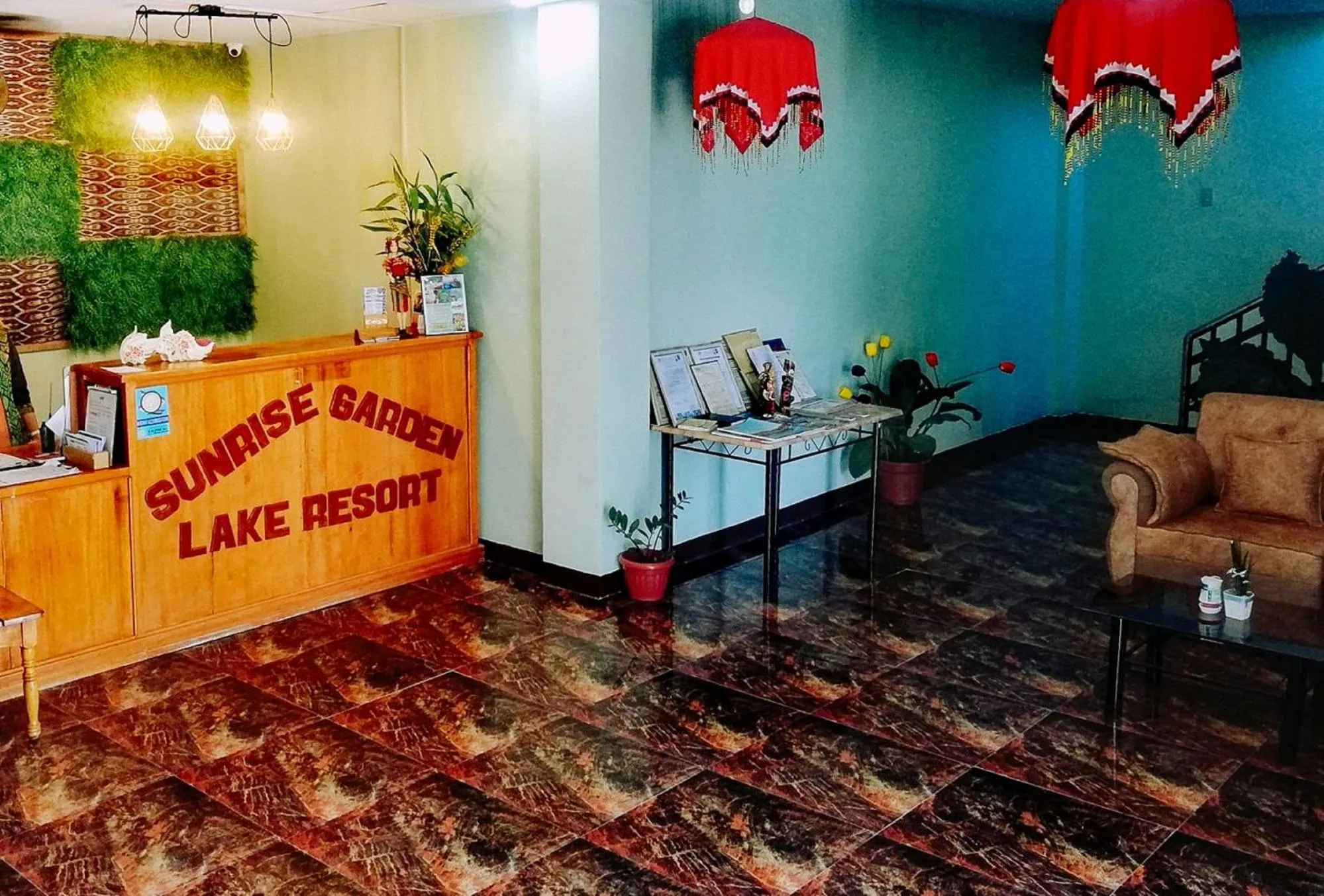 Lobby or reception in Sunrise Garden Lake Resort