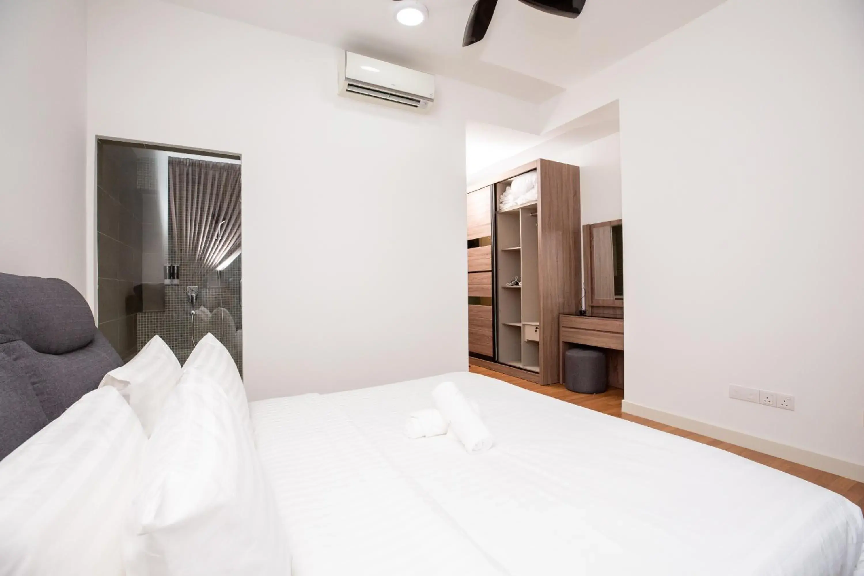 Bedroom, Bed in Velocity KL By PSM Luxury Suites Bedroom, Bed in Velocity KL By PSM Luxury Suites