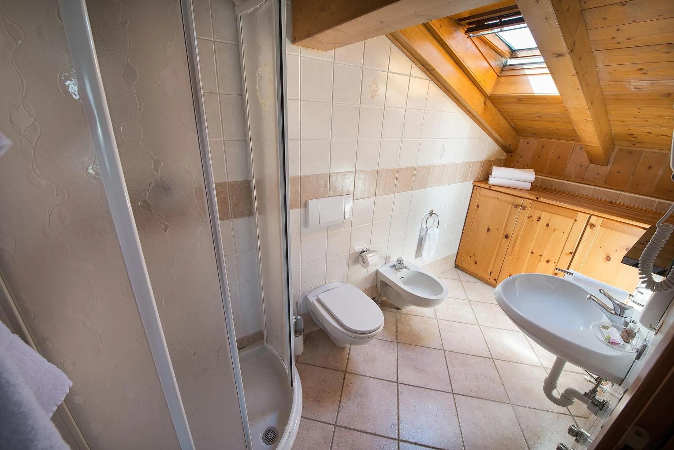 Bathroom in Hotel Gallo Cedrone