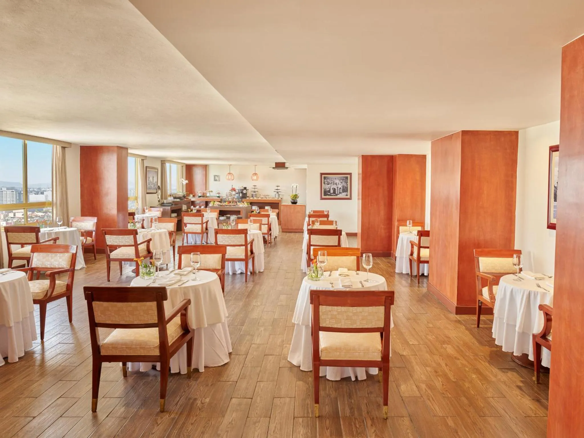 Decorative detail in Fiesta Americana Reforma