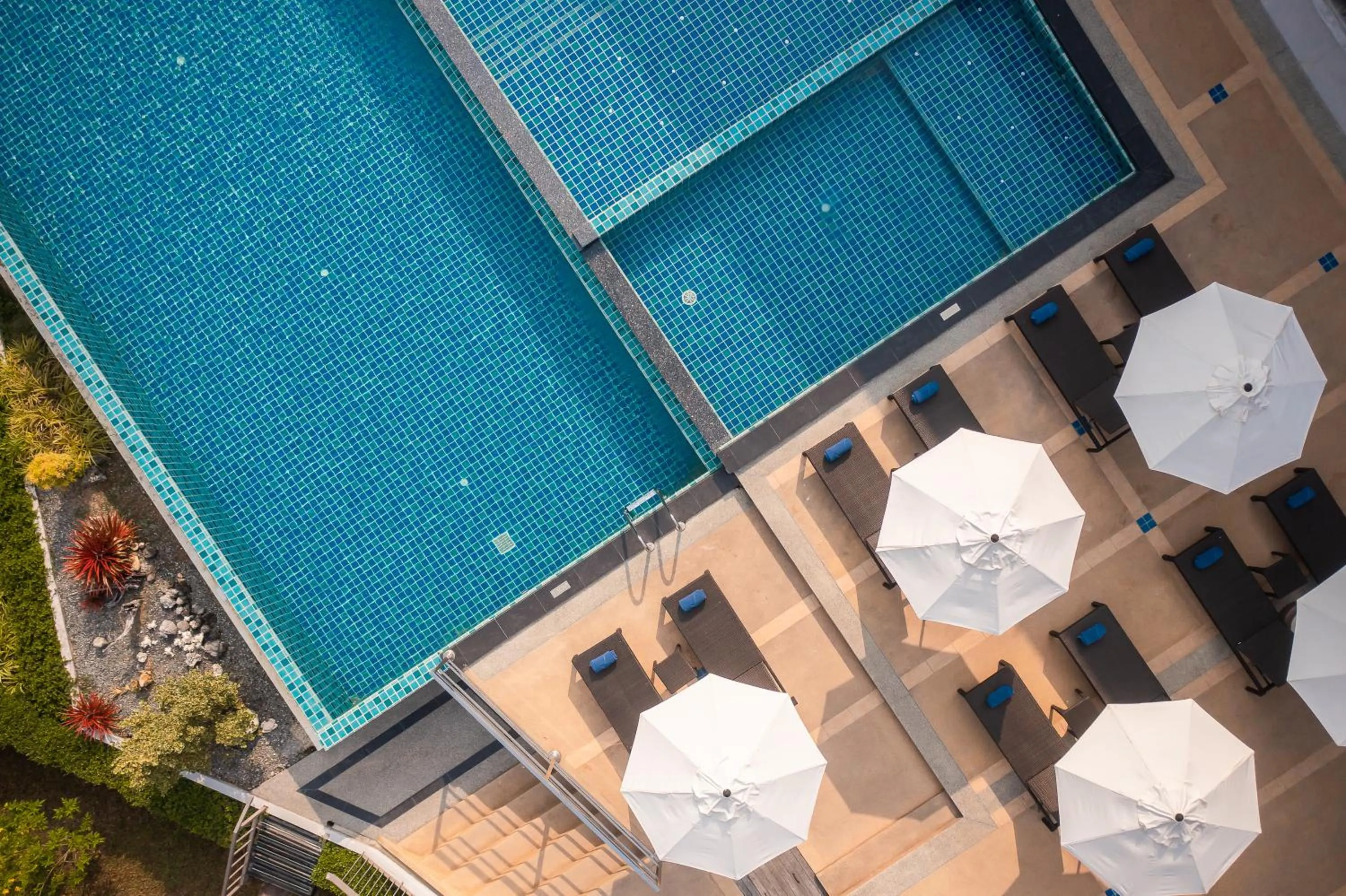 Swimming pool in Koh Chang Paradise Hill