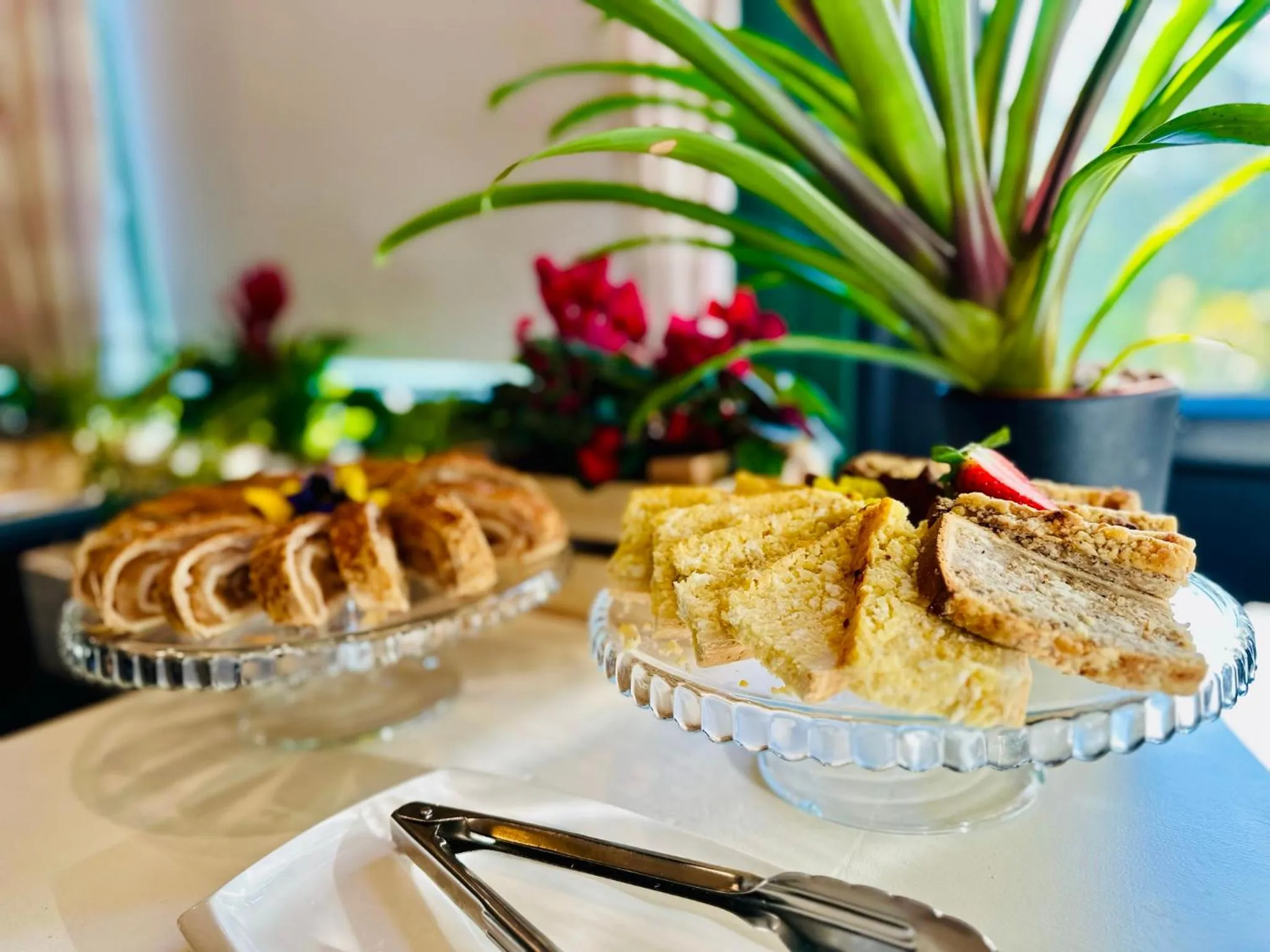 Breakfast in Hotel Luxor