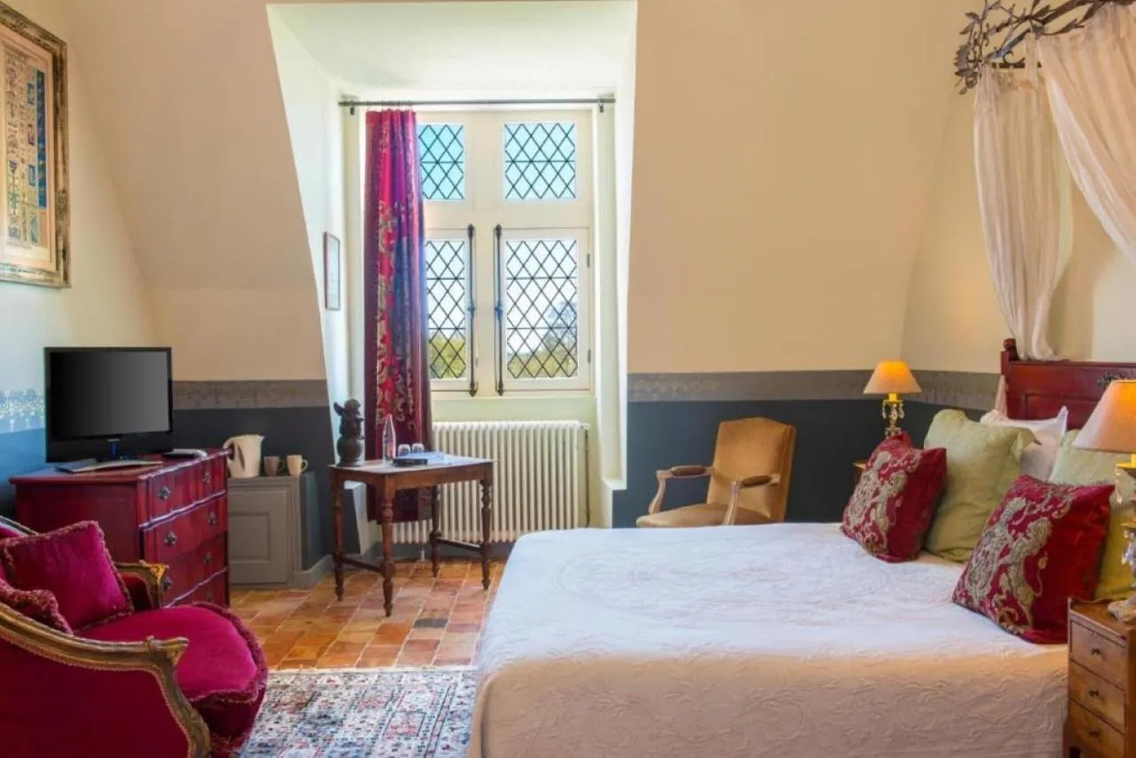 Bed in Château de l'Epinay