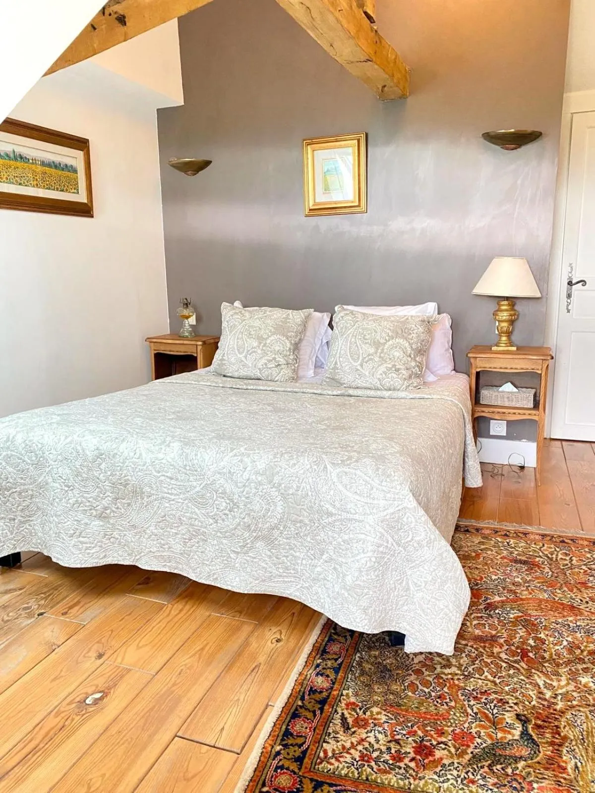 Bed in Château de l'Epinay