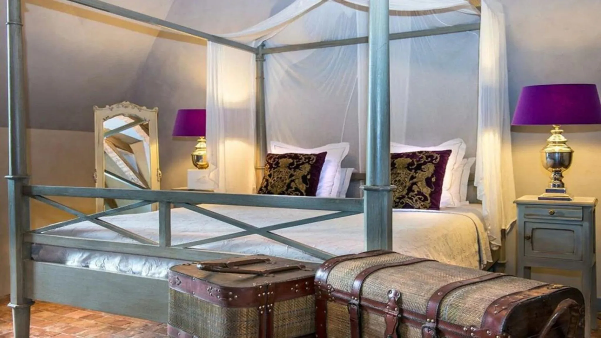 Bedroom, Bed in Château de l'Epinay