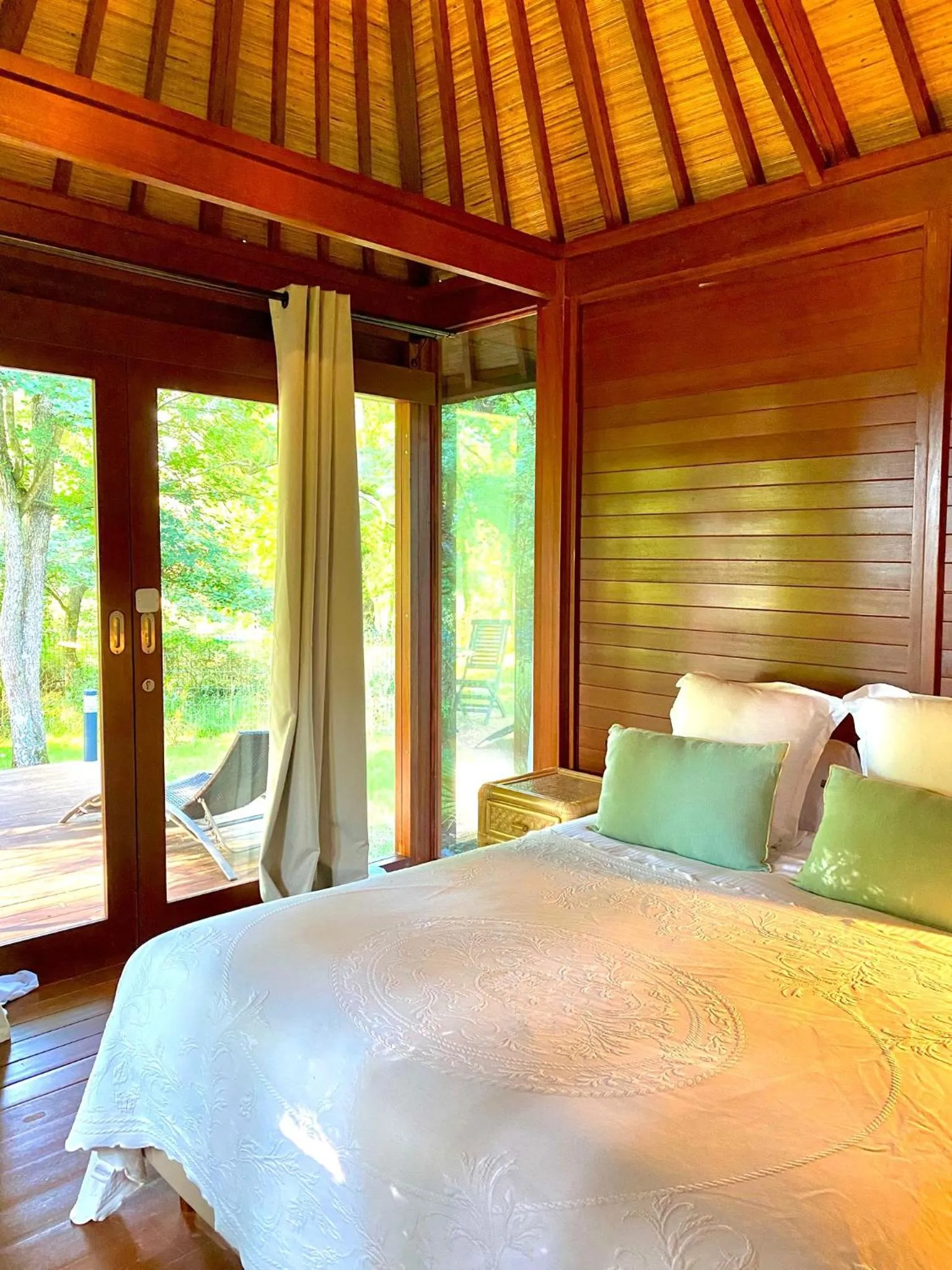 Bed in Château de l'Epinay