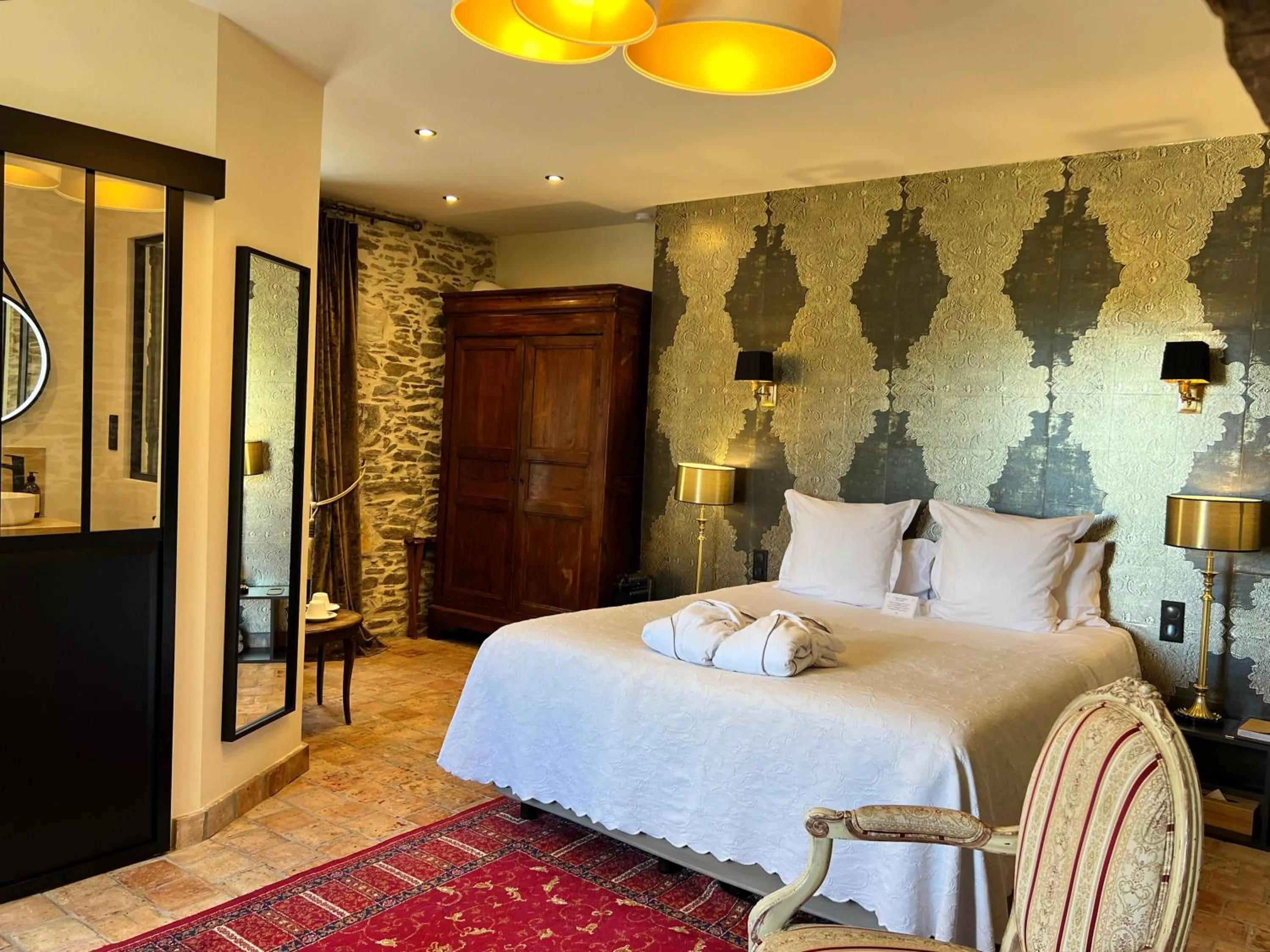 Bedroom, Bed in Château de l'Epinay