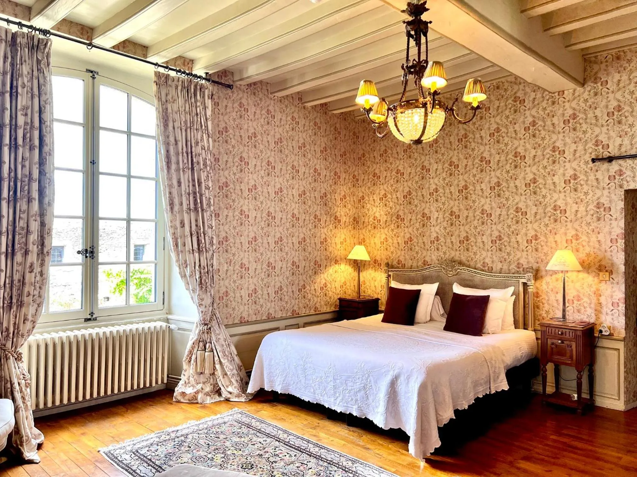 Bedroom, Bed in Château de l'Epinay