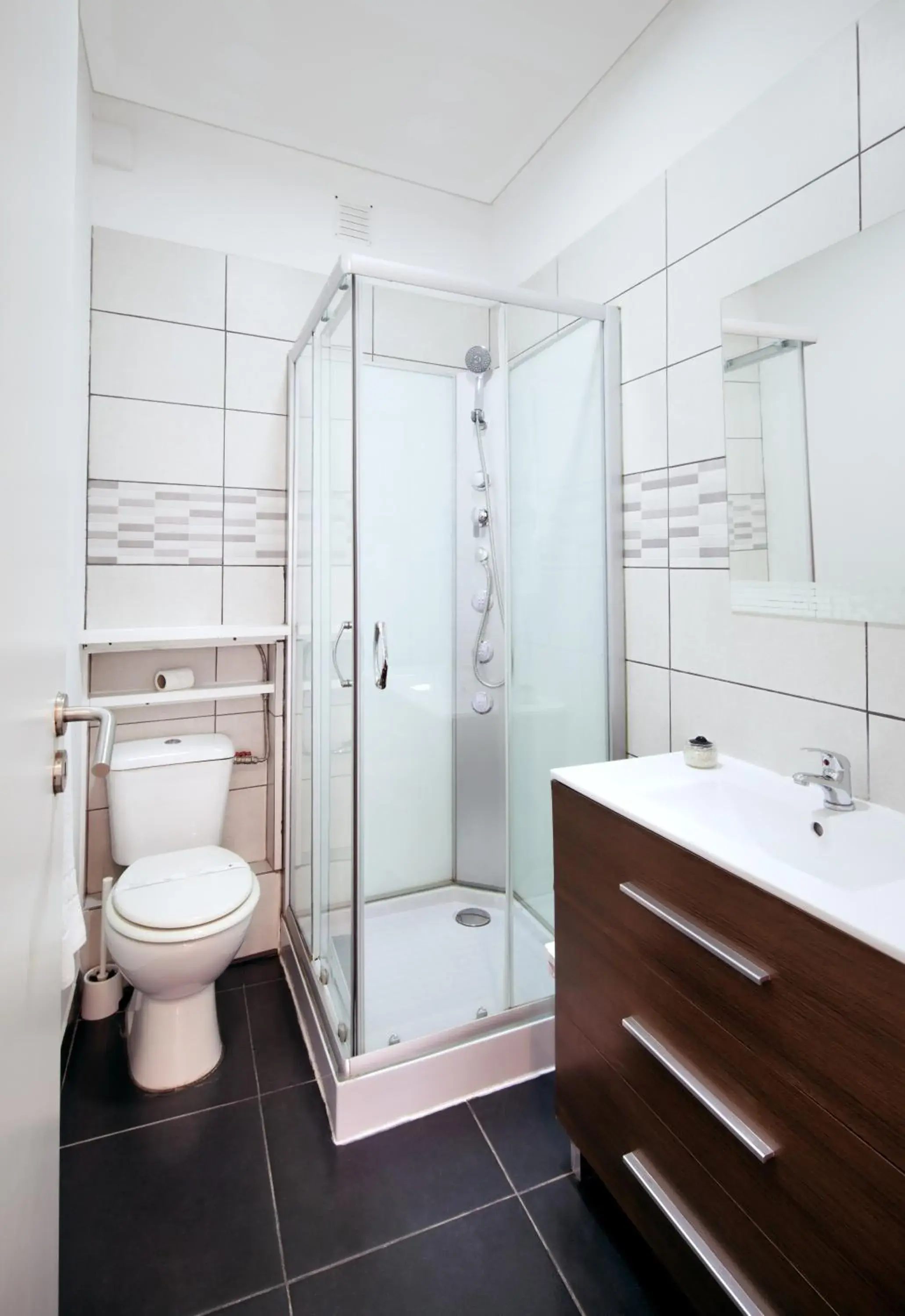 Standard Apartment in Oporto Maison Entreparedes Standard Apartment in Oporto Maison Entreparedes