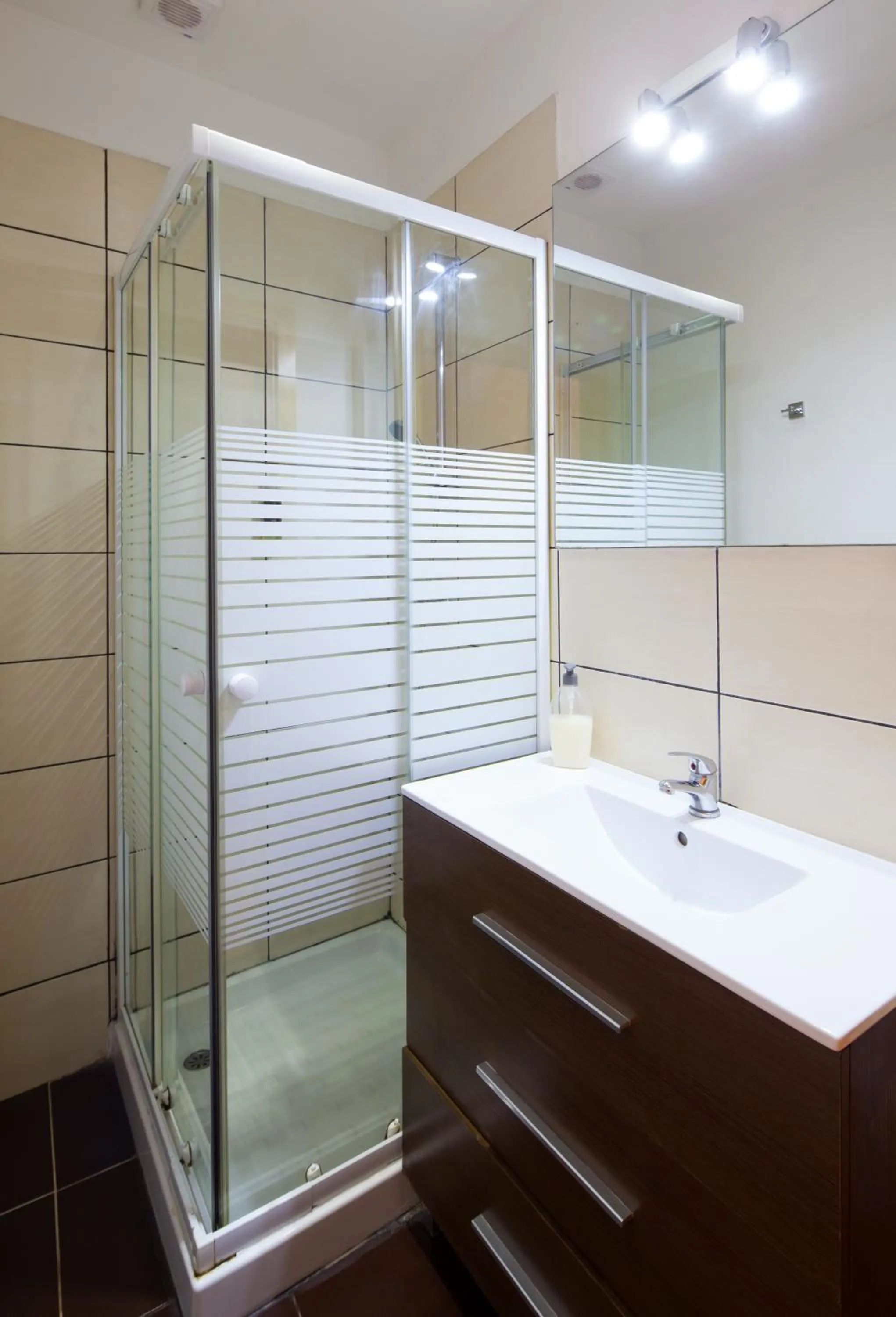 Bathroom in Oporto Maison Entreparedes