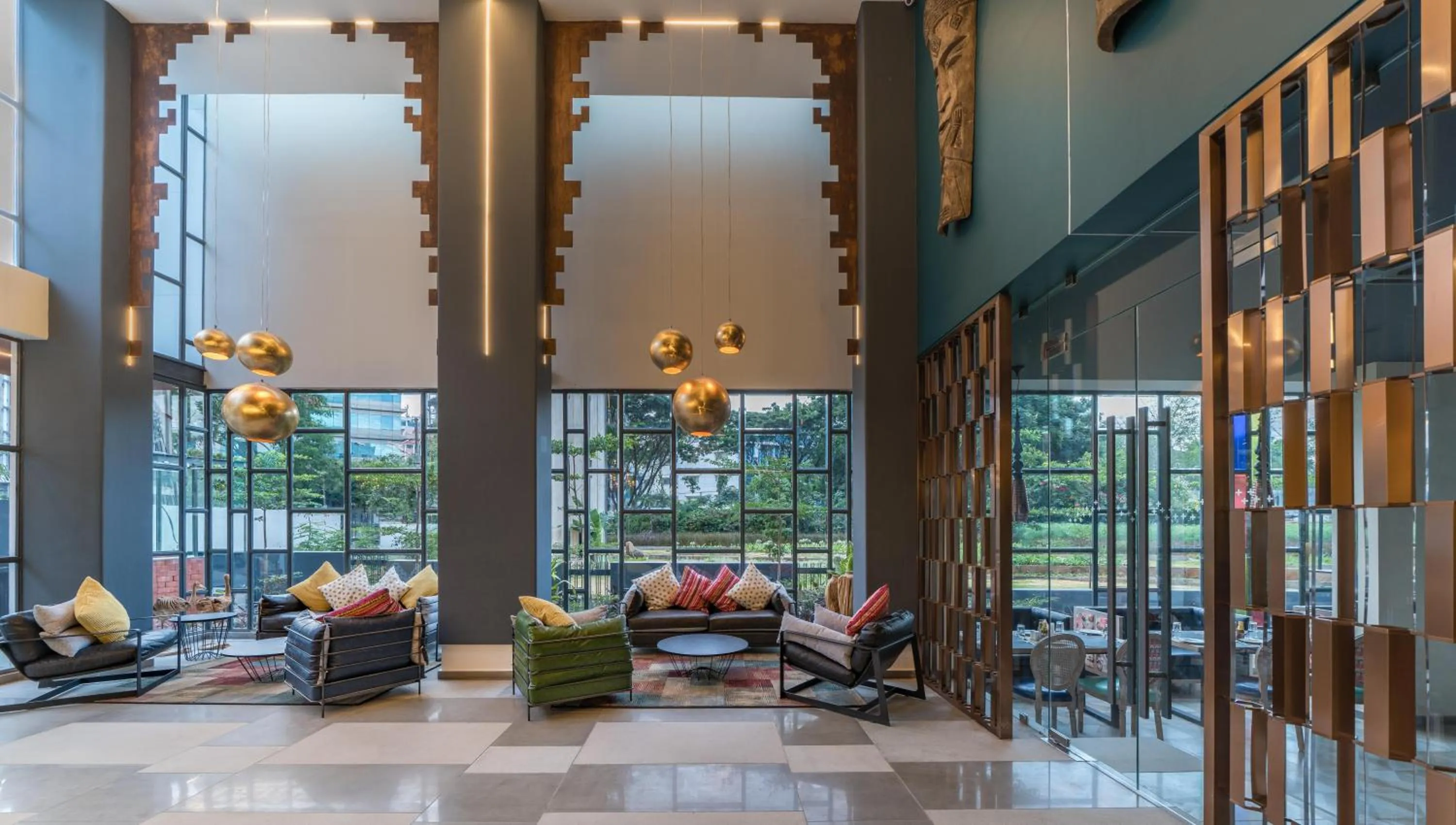 Lobby or reception in Hotel B plus L