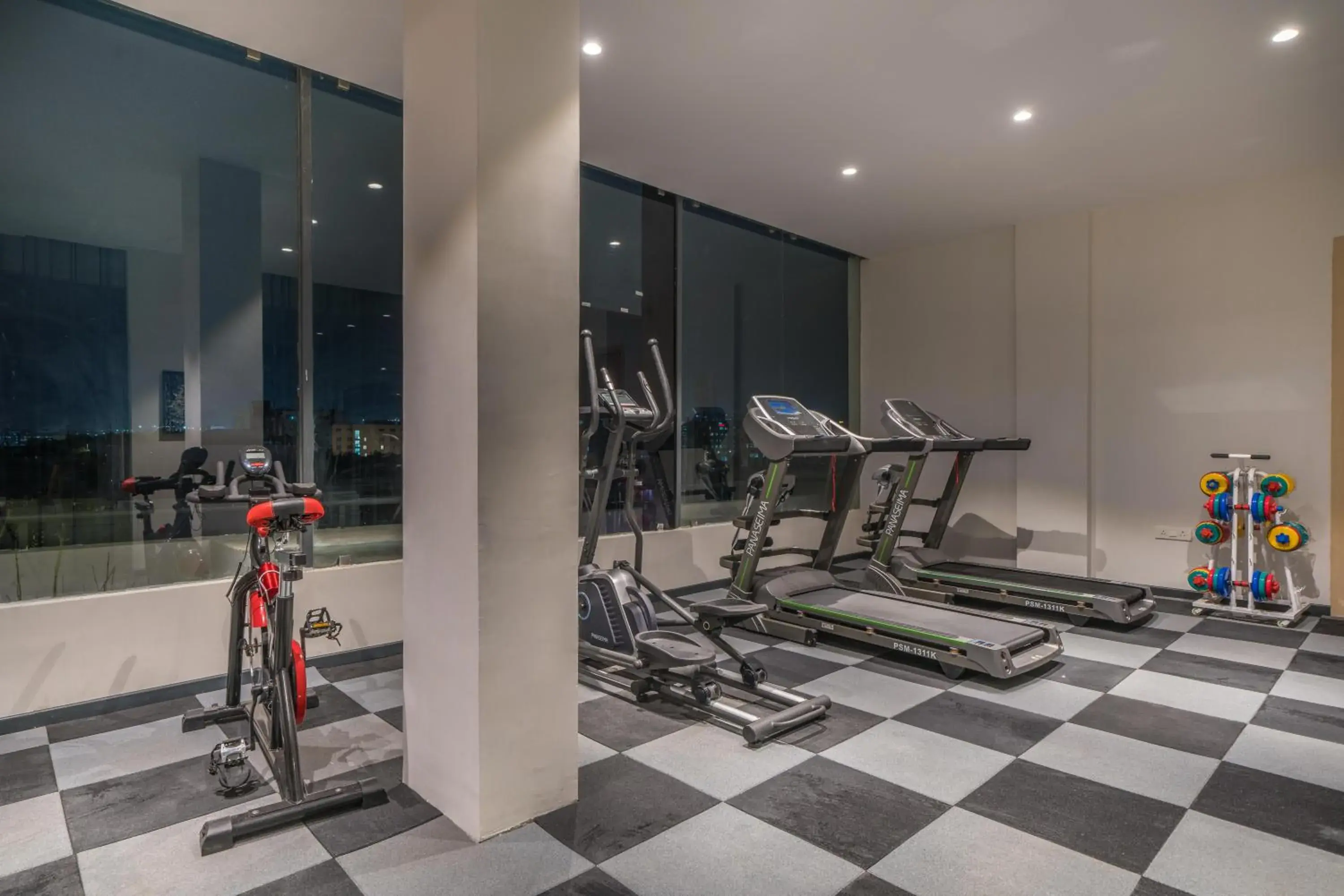 Fitness centre/facilities in Hotel B plus L Fitness centre/facilities in Hotel B plus L