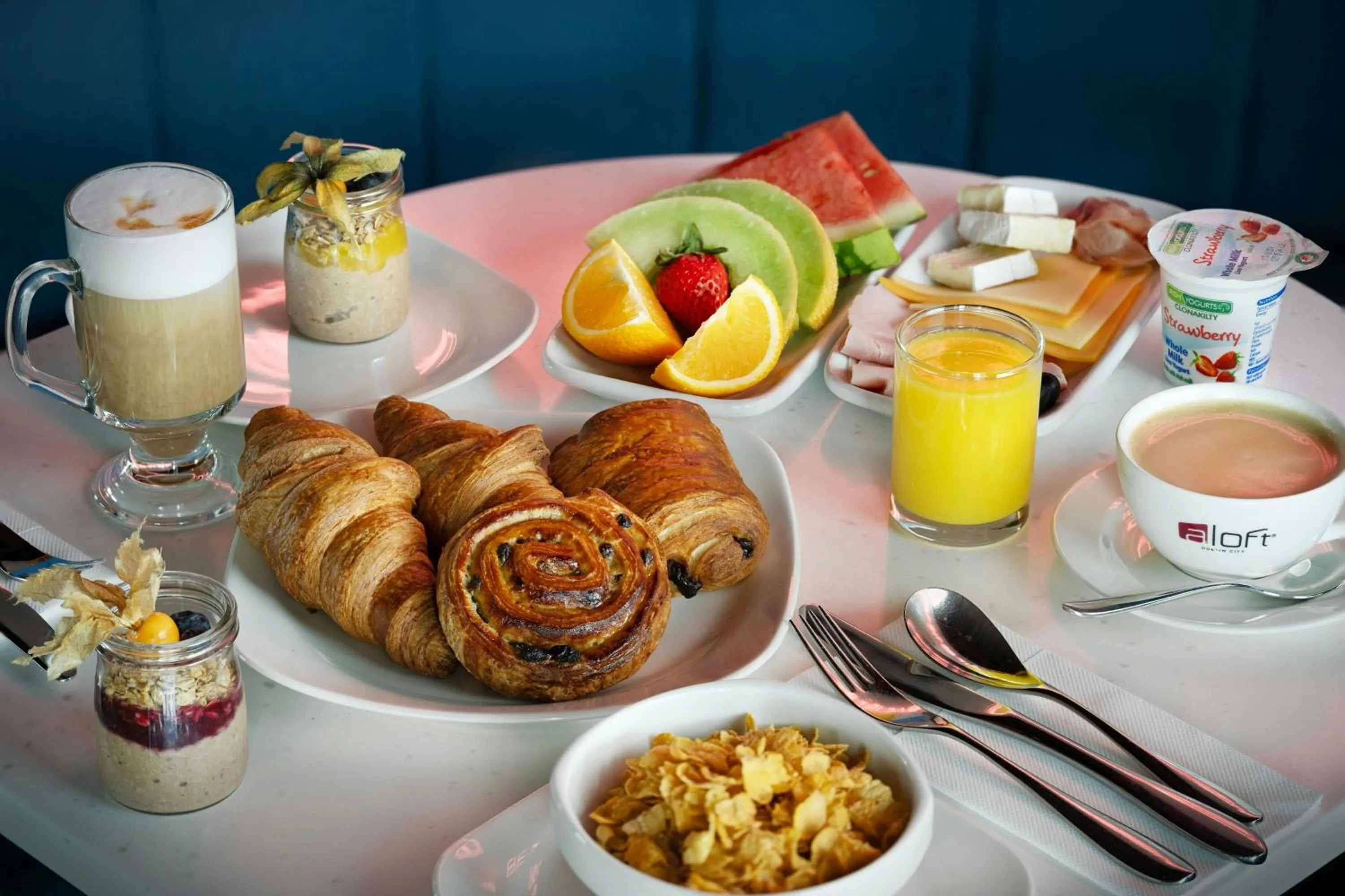 Breakfast in Aloft Dublin City