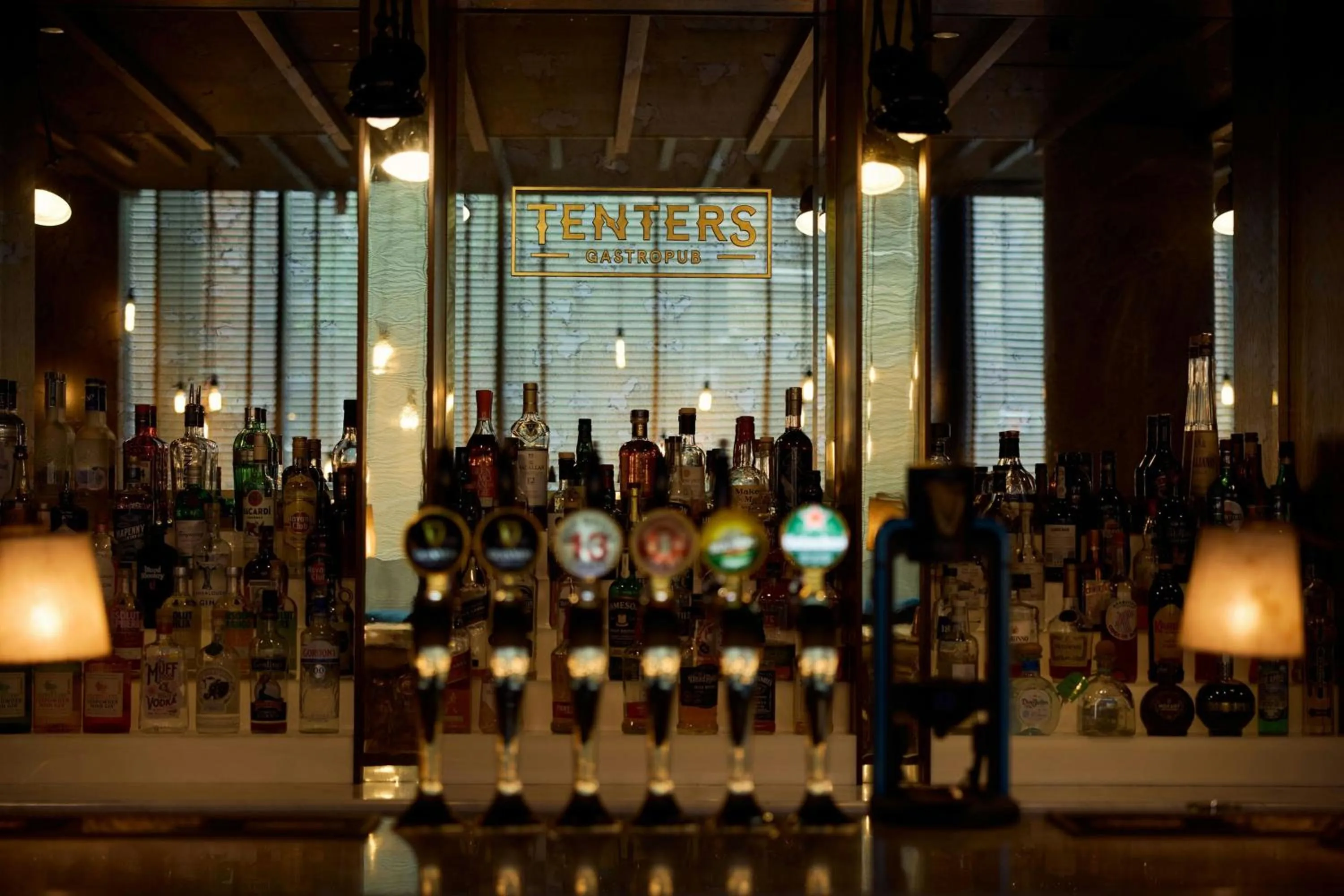 Lounge or bar in Aloft Dublin City