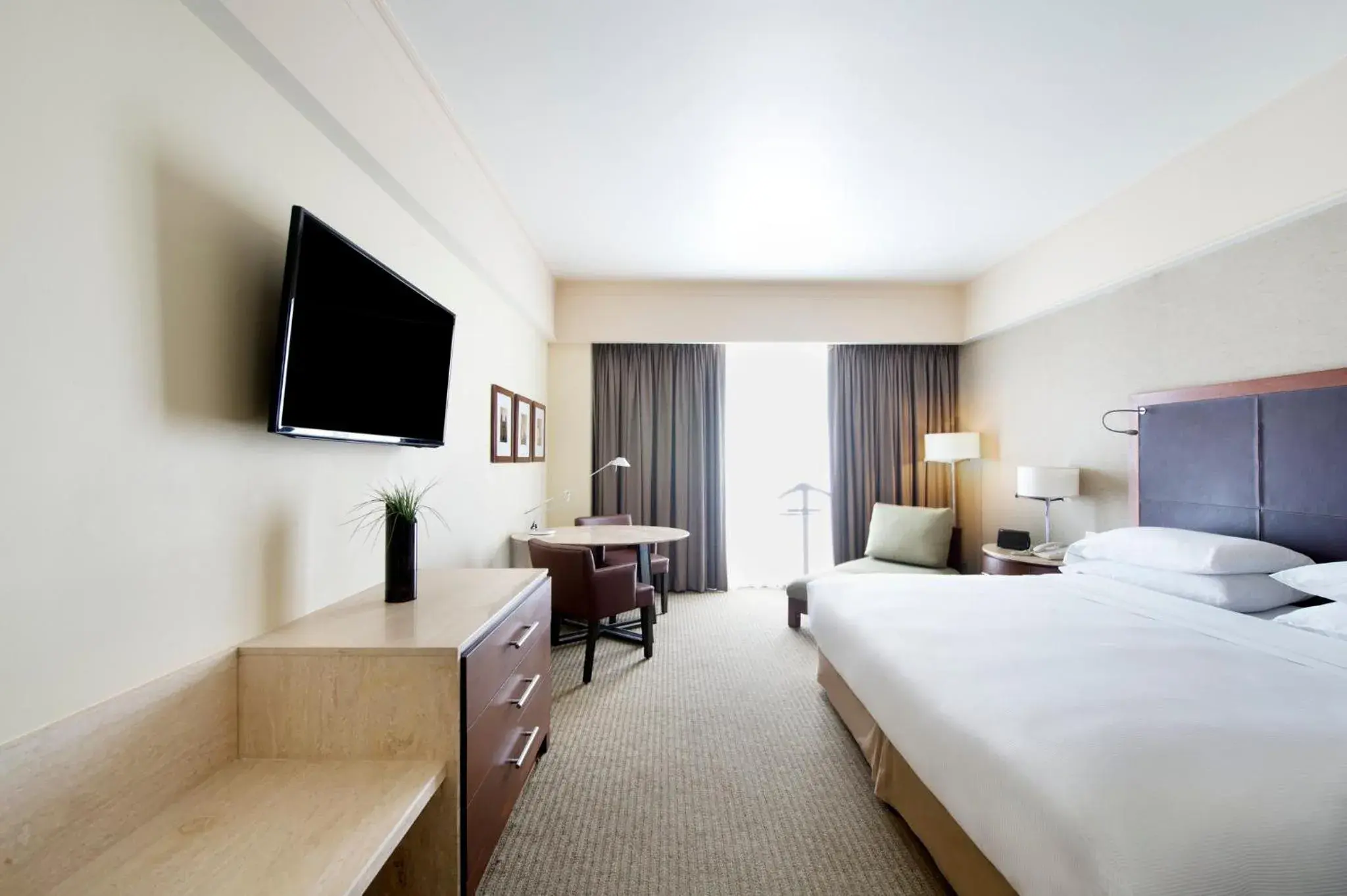 Deluxe King Room in Grand Fiesta Americana Queretaro Deluxe King Room in Grand Fiesta Americana Queretaro