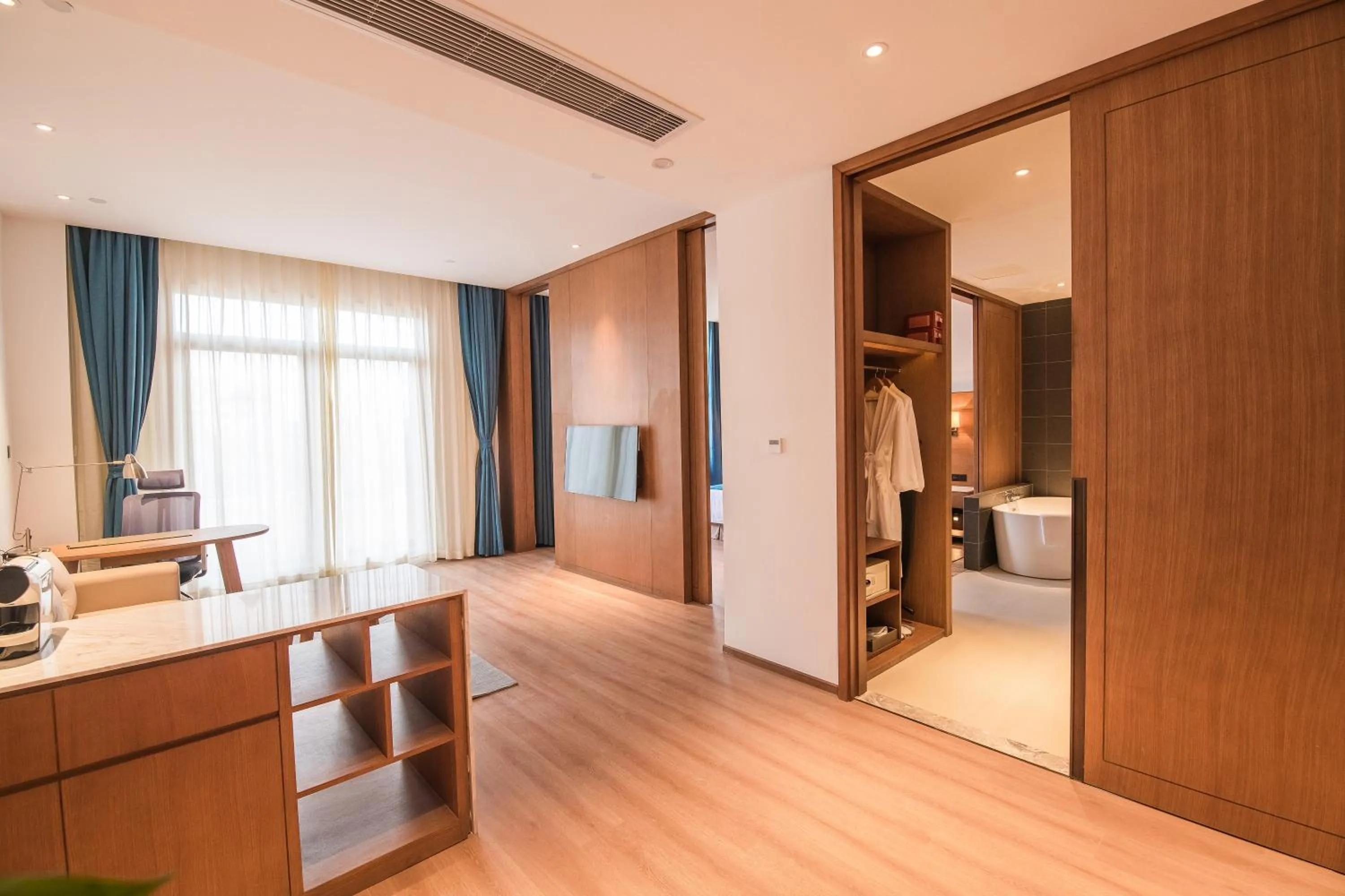 Bed in Novotel Suzhou Tai Lake Santeh