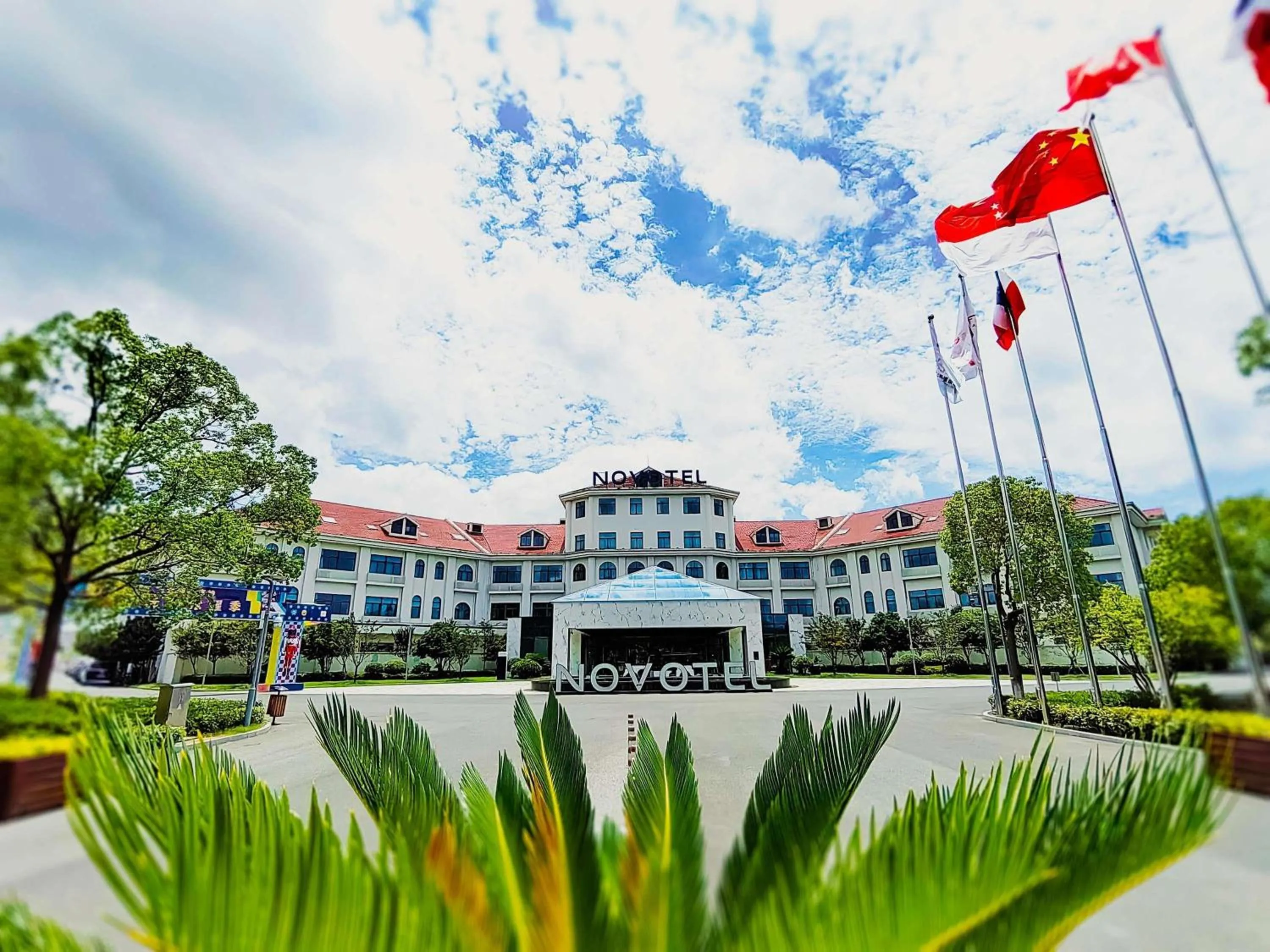 Property building in Novotel Suzhou Tai Lake Santeh